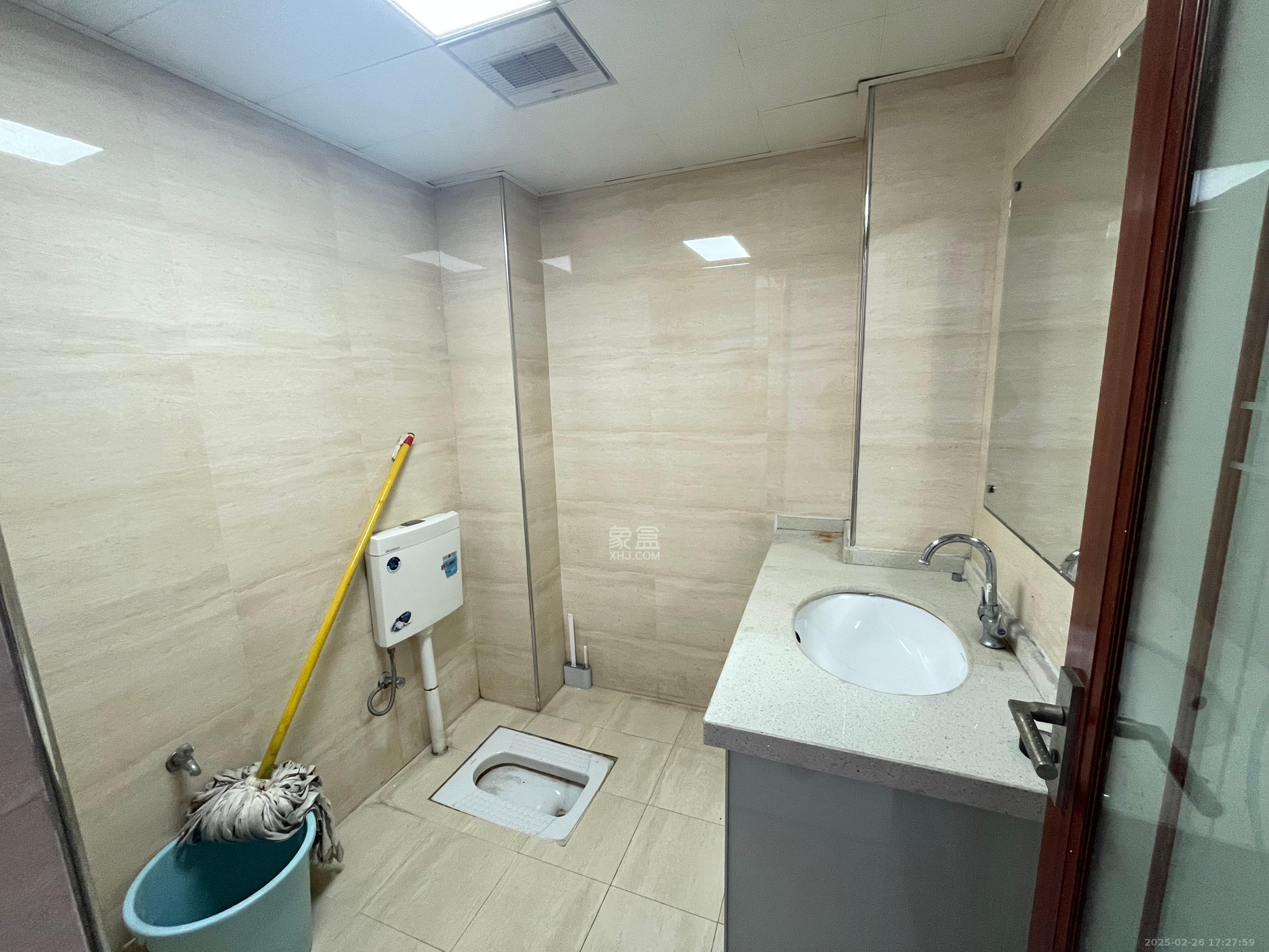 枫丹雅苑(天辰枫丹白露) 2室2厅1卫 3000.00元/月 枫丹雅苑(天辰枫丹白露) 2室2厅1卫 3000.00元/月室内图