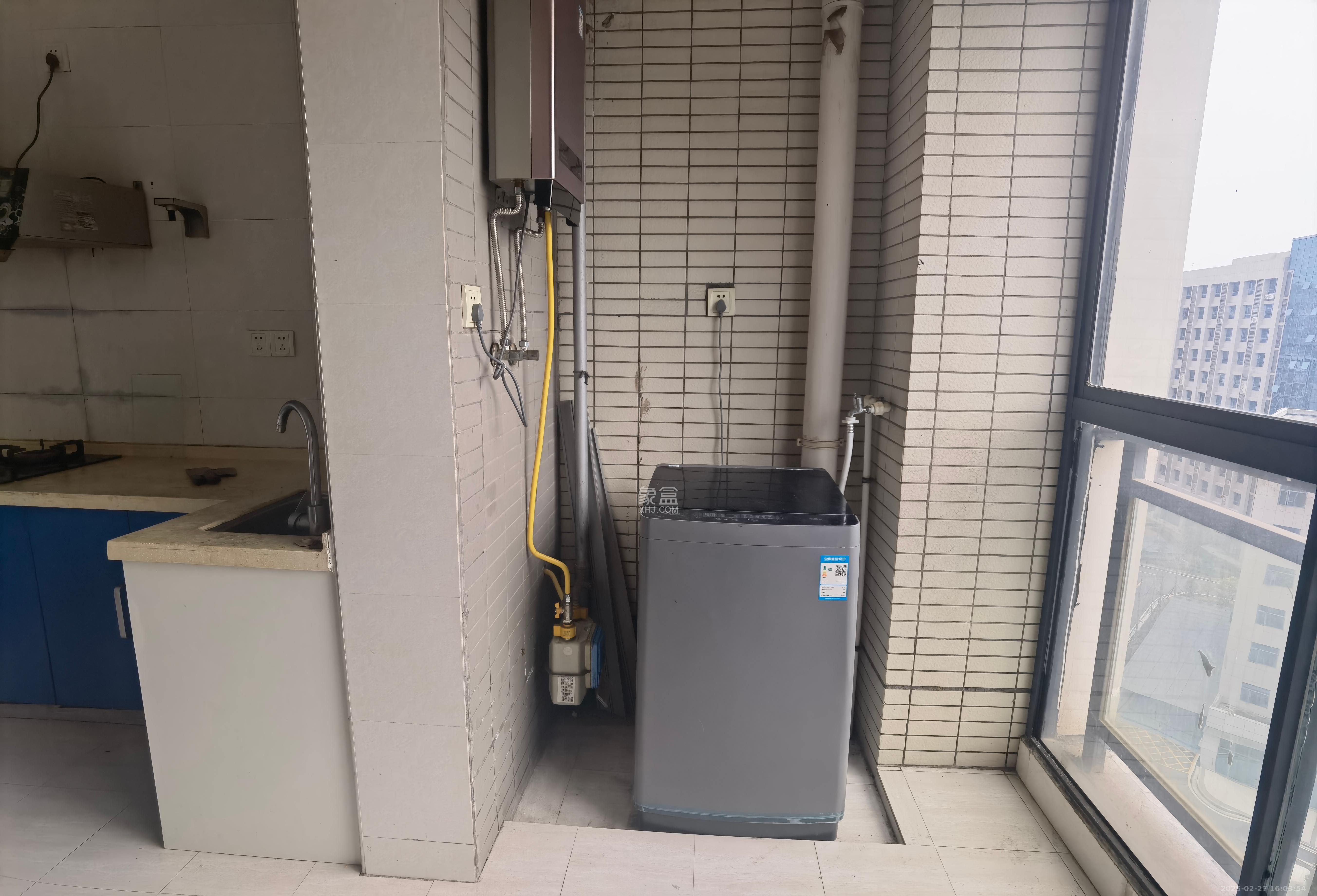 中信城市广场(中信新城一期)  1室1厅1卫    1050.0元/月 中信城市广场(中信新城一期)  1室1厅1卫    1050.0元/月室内图