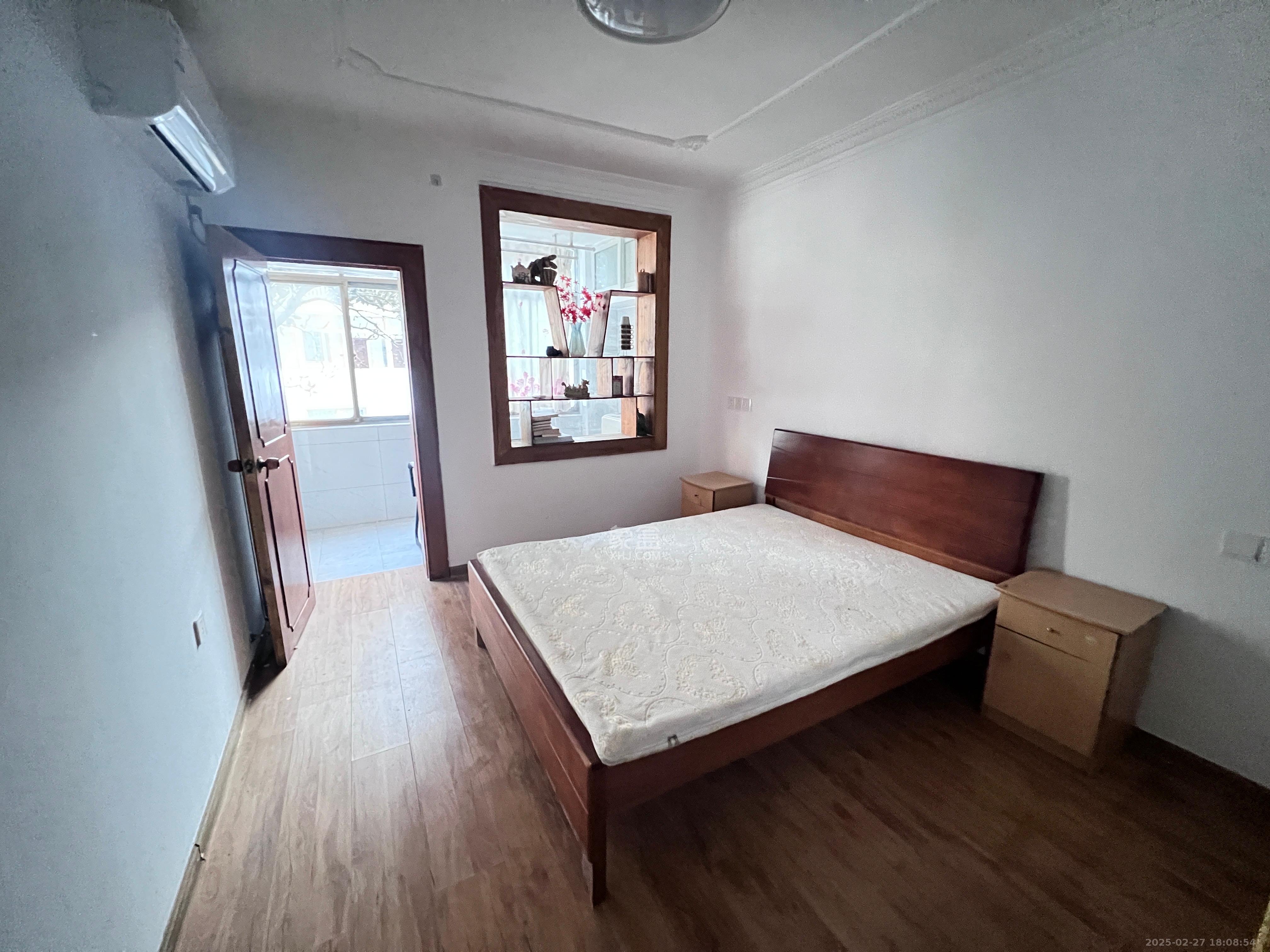 湖南省农业物资总公司宿舍 4室2厅2卫 1600.0元/月 湖南省农业物资总公司宿舍 4室2厅2卫 1600.0元/月室内图