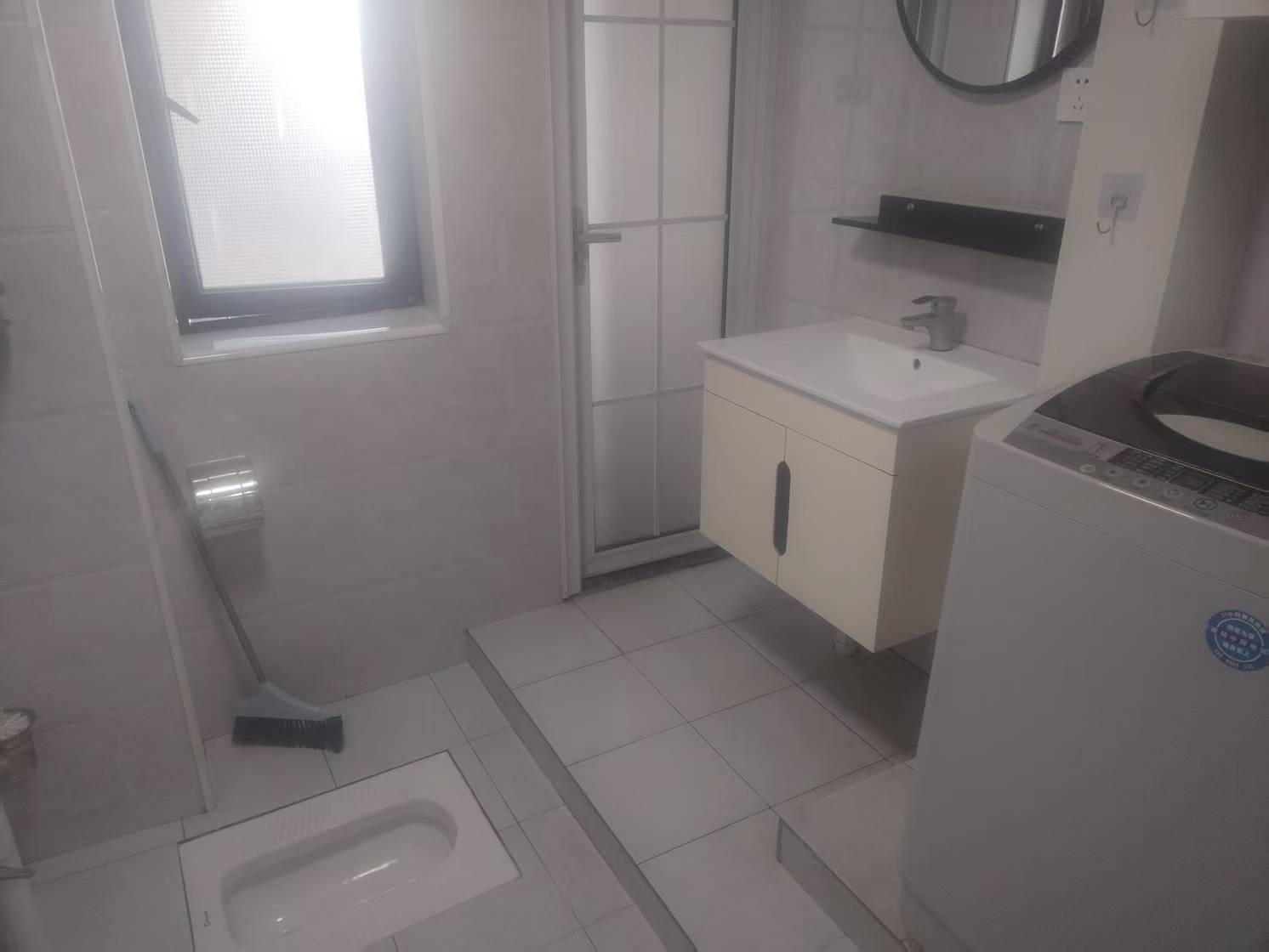 经泽新街坊 1室0厅1卫 1400.0元/月 经泽新街坊 1室0厅1卫 1400.0元/月室内图