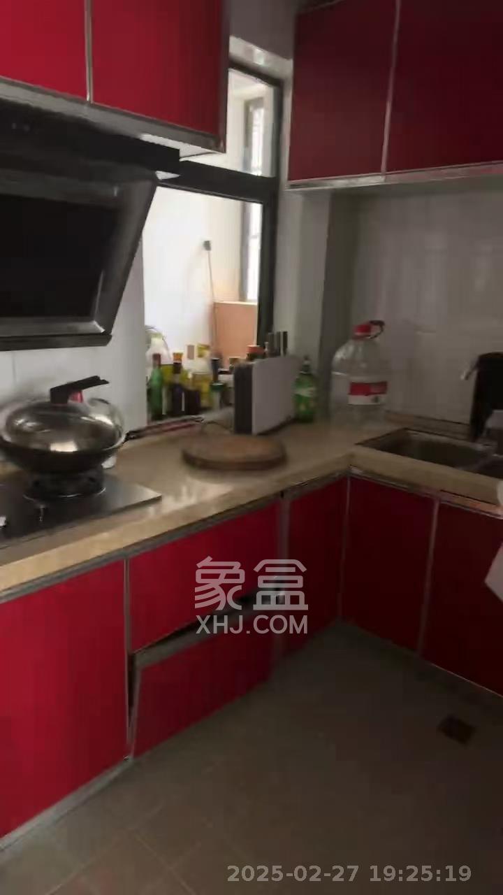 曙光领峰（曙光家园）  2室2厅1卫   2800.00元/月室内图