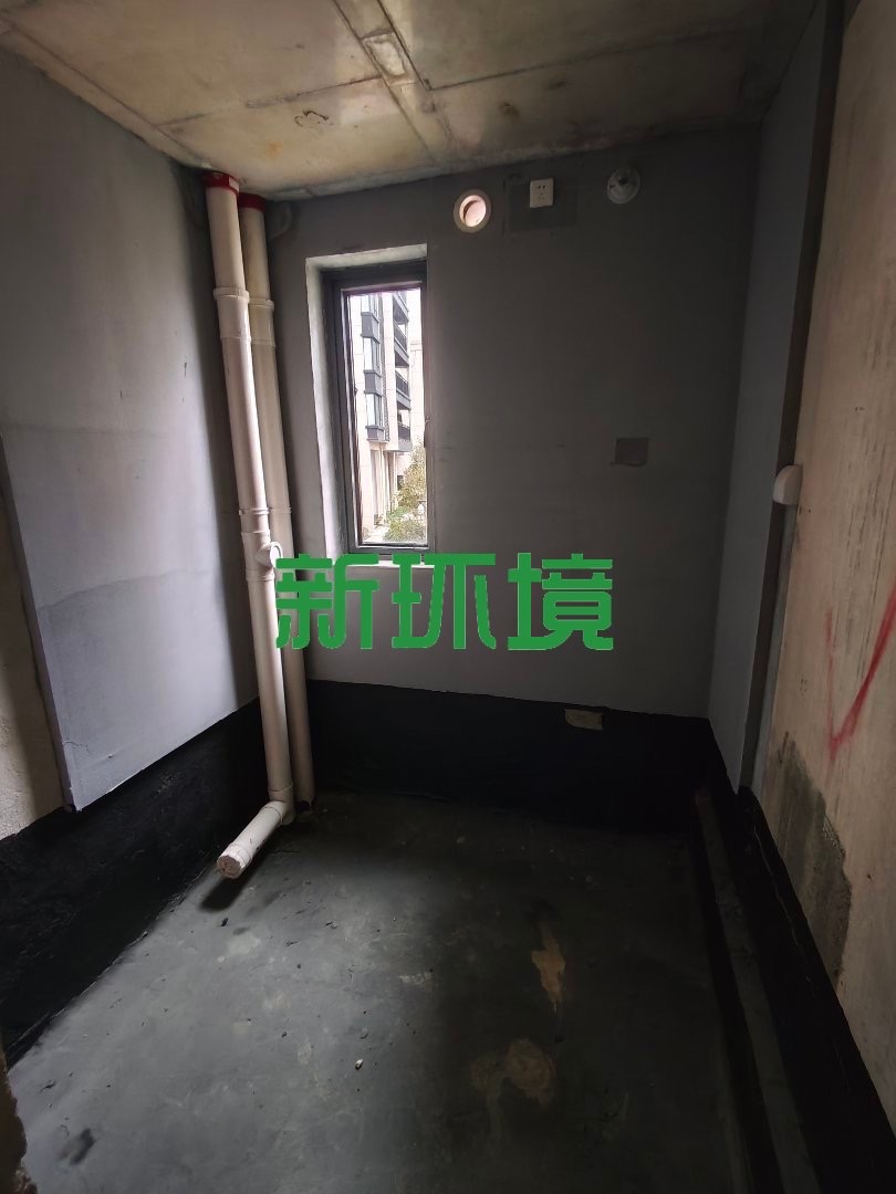 中建凤栖台  4室2厅2卫   53.80万客厅