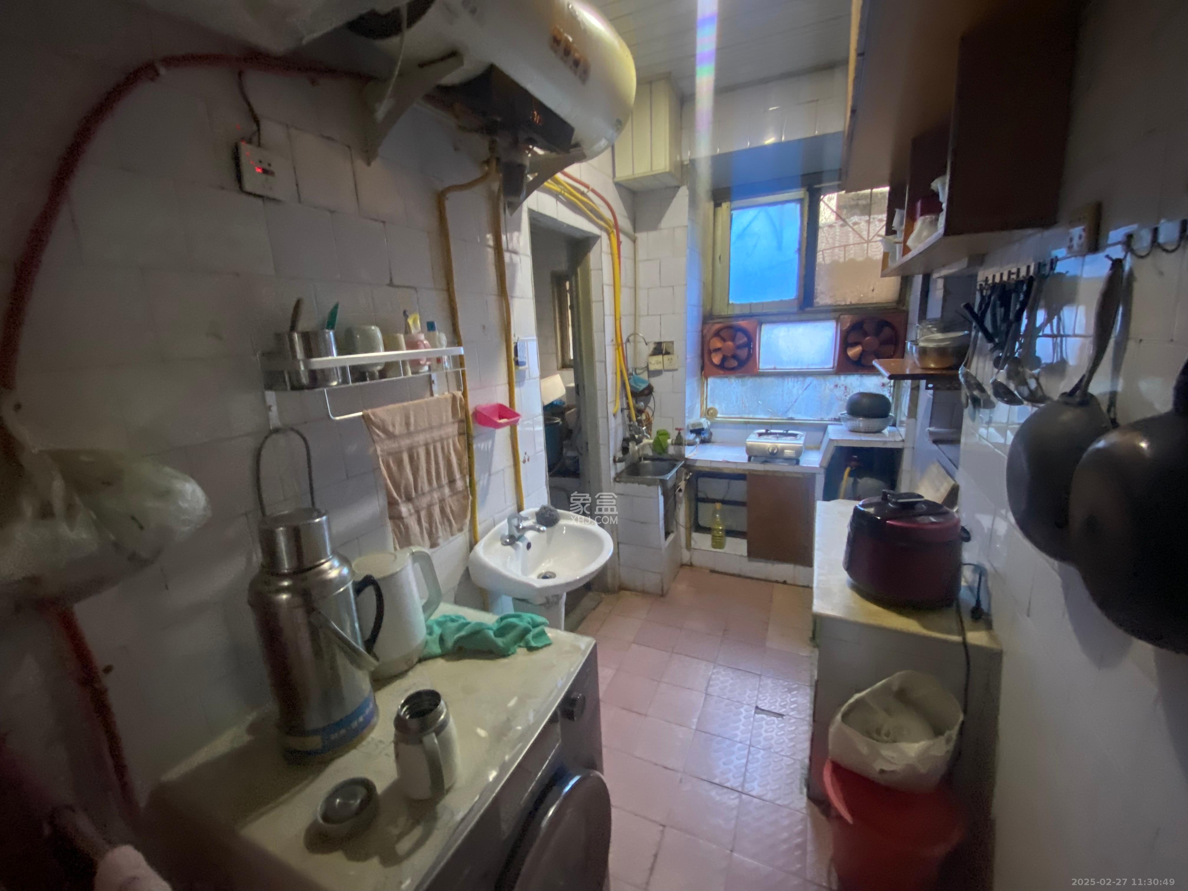 劳动路散盘 2室1厅1卫 1700.0元/月 劳动路散盘 2室1厅1卫 1700.0元/月室内图