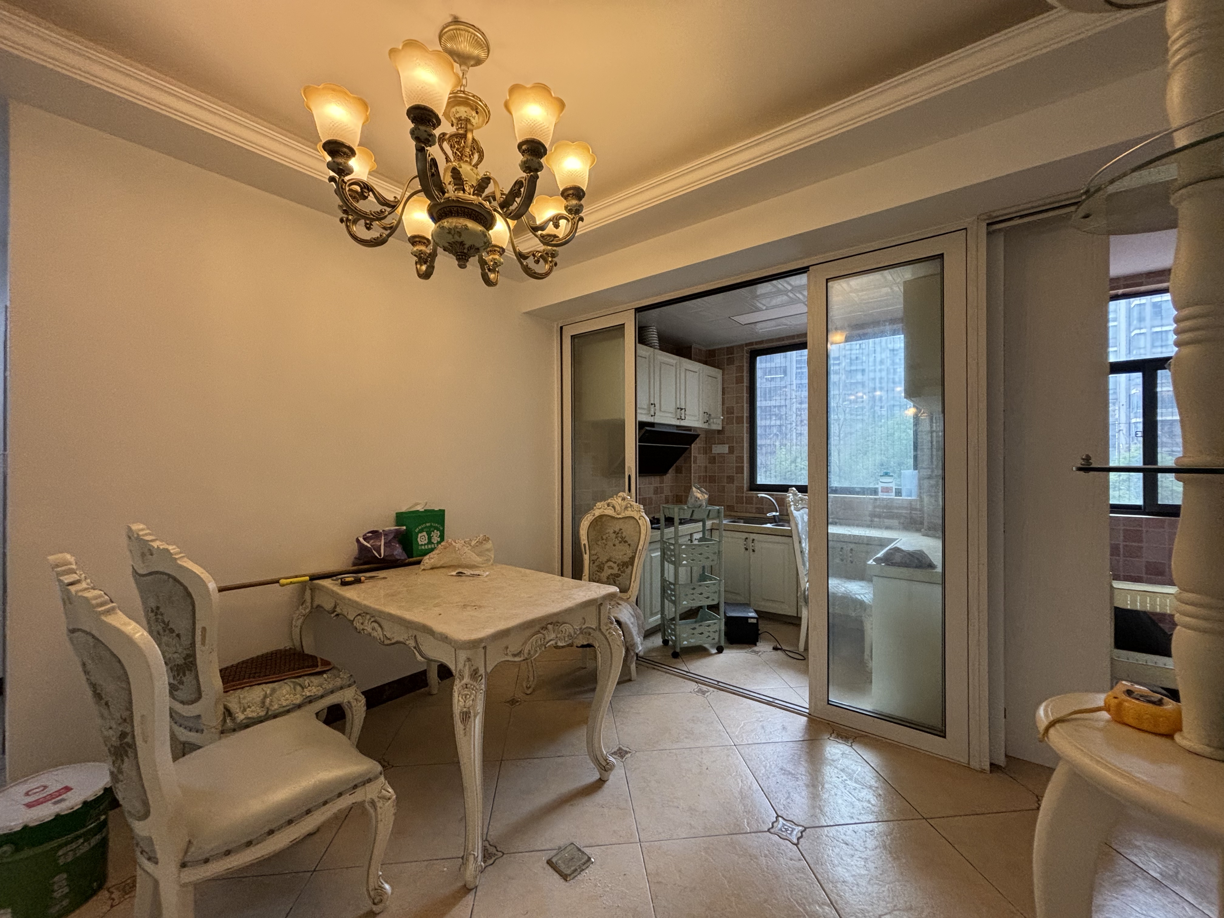 山水文园 3室2厅2卫 54.0万 山水文园 3室2厅2卫 54.0万室内图