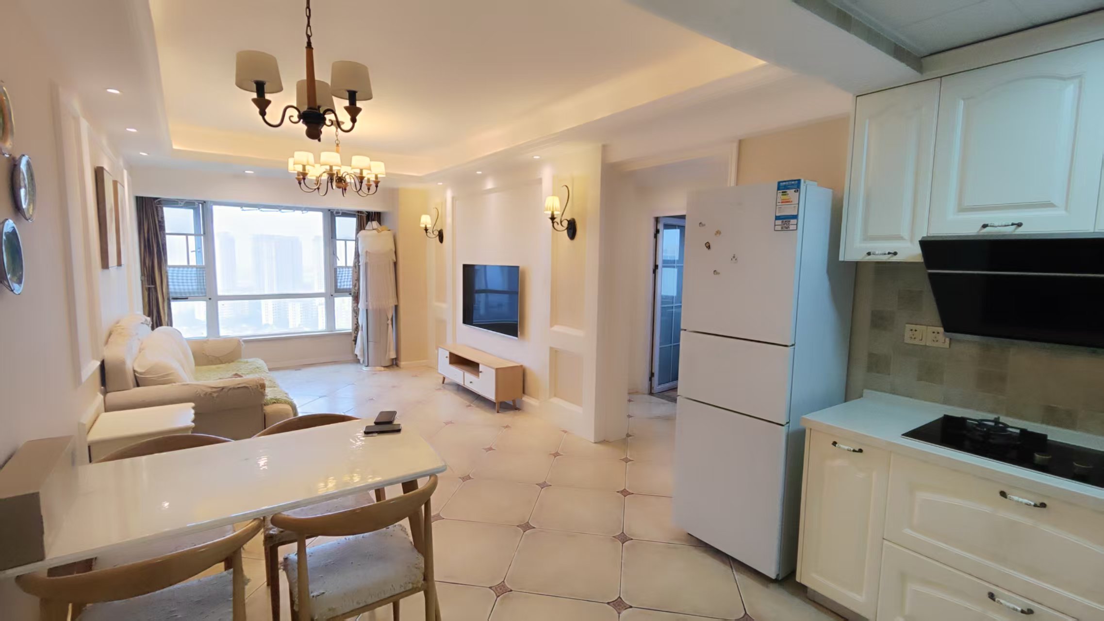 美的城三期  2室1厅1卫    39.8万 美的城三期  2室1厅1卫    39.8万室内图