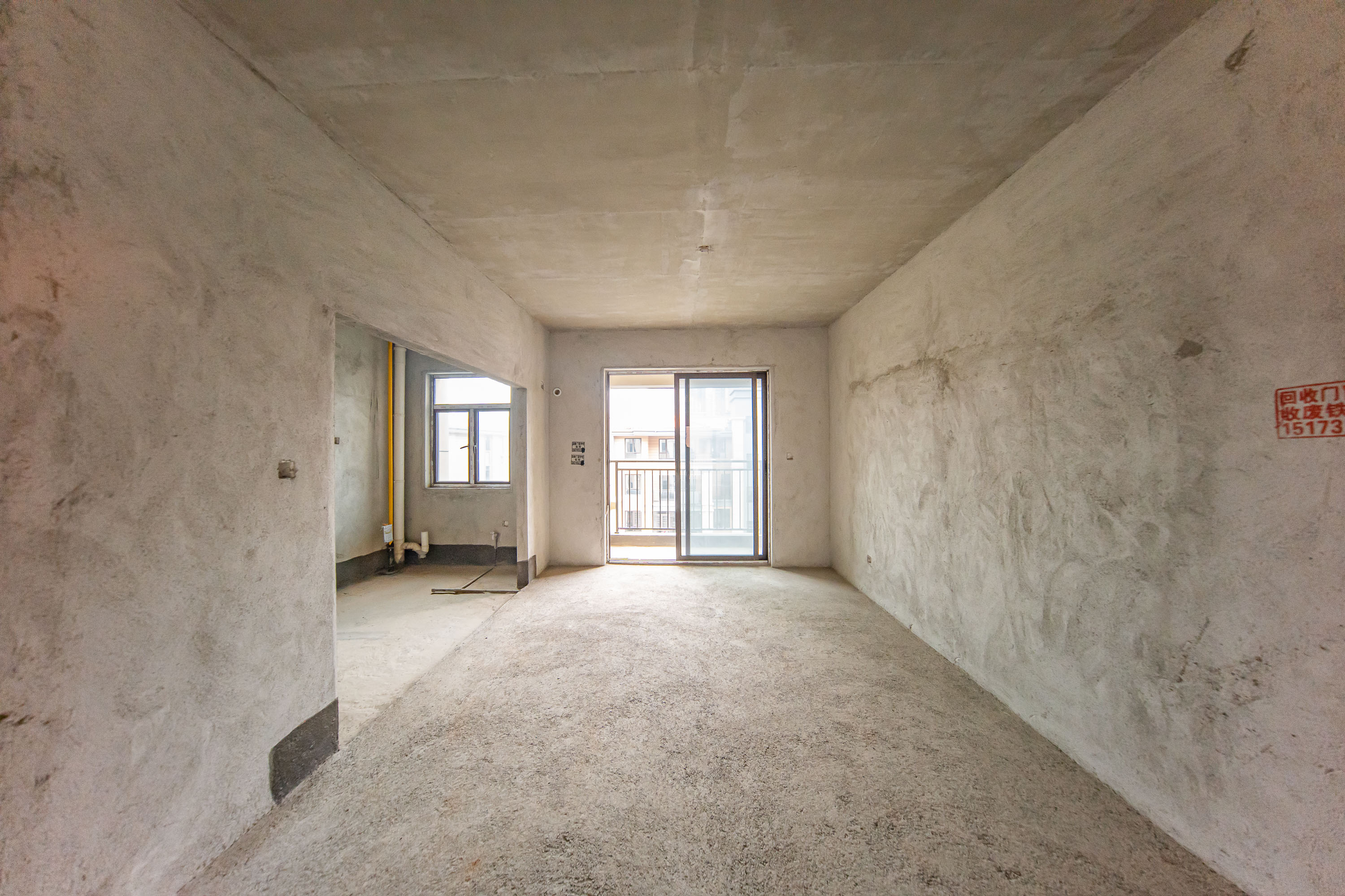 江山帝景雅墅(普罗旺斯) 5室2厅4卫 268.0万 江山帝景雅墅(普罗旺斯) 5室2厅4卫 268.0万客厅