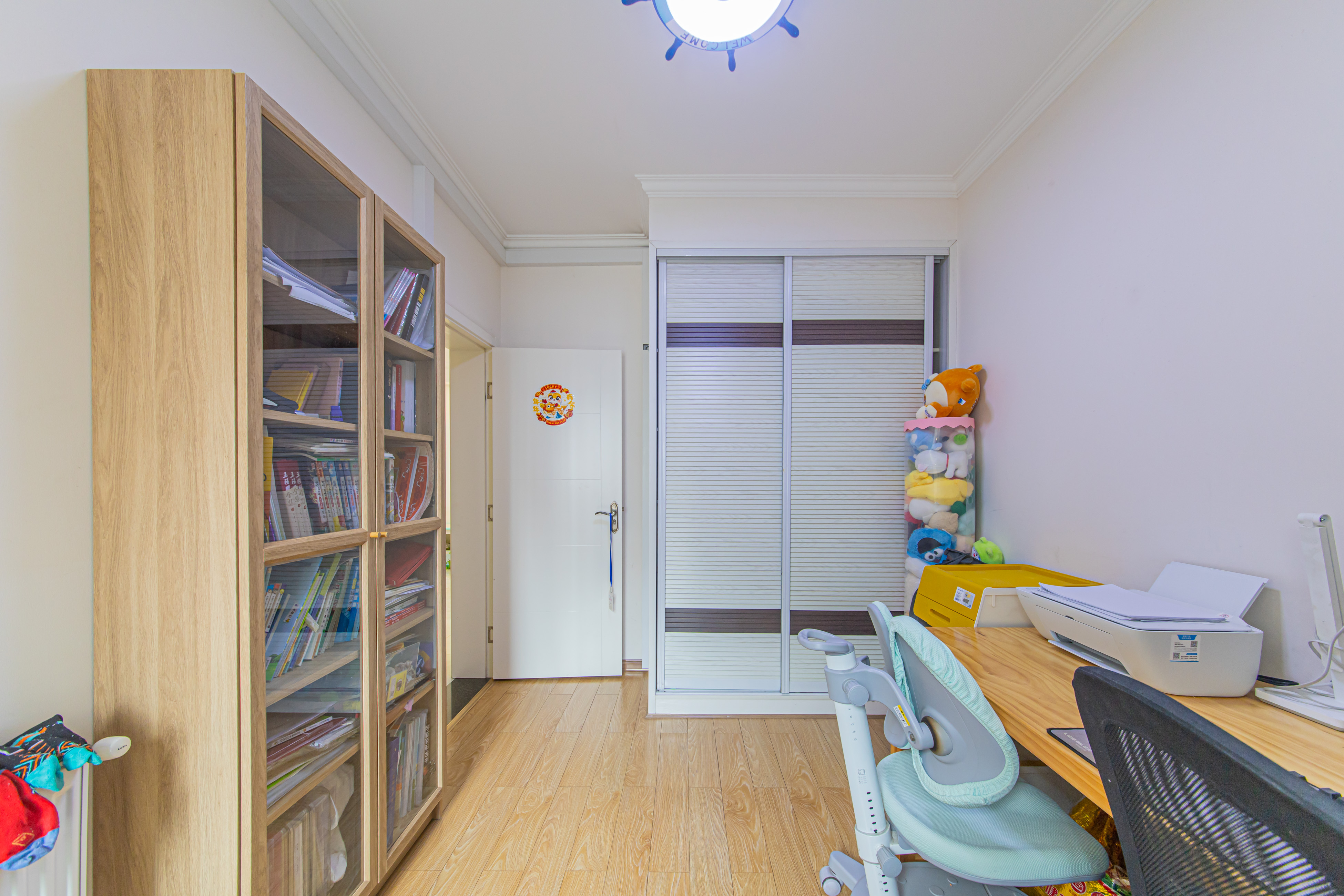 九峰远见 3室2厅1卫 112.0万 九峰远见 3室2厅1卫 112.0万卧室