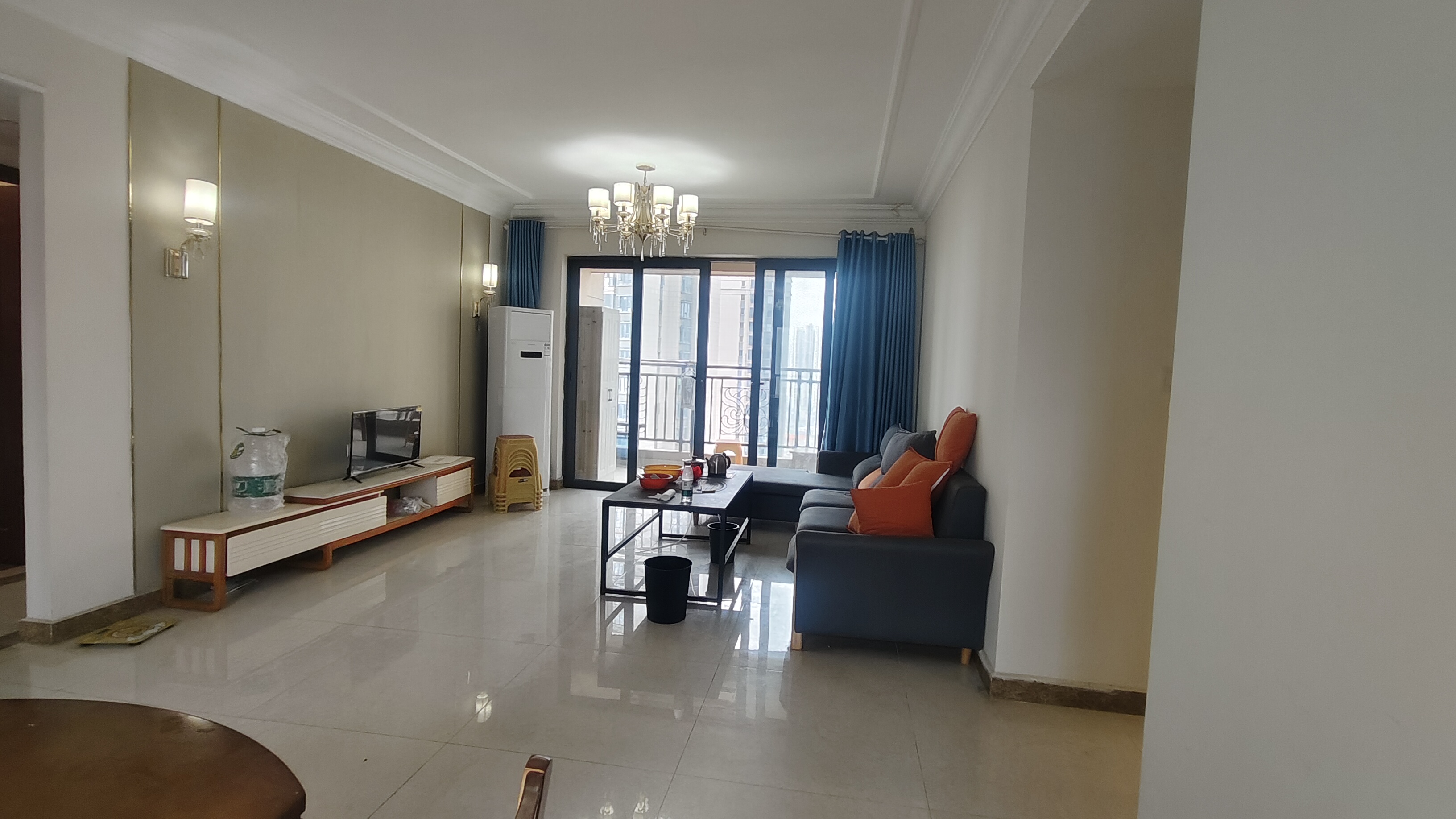 恒大林溪郡 4室2厅1卫 76.8万 恒大林溪郡 4室2厅1卫 76.8万室内图