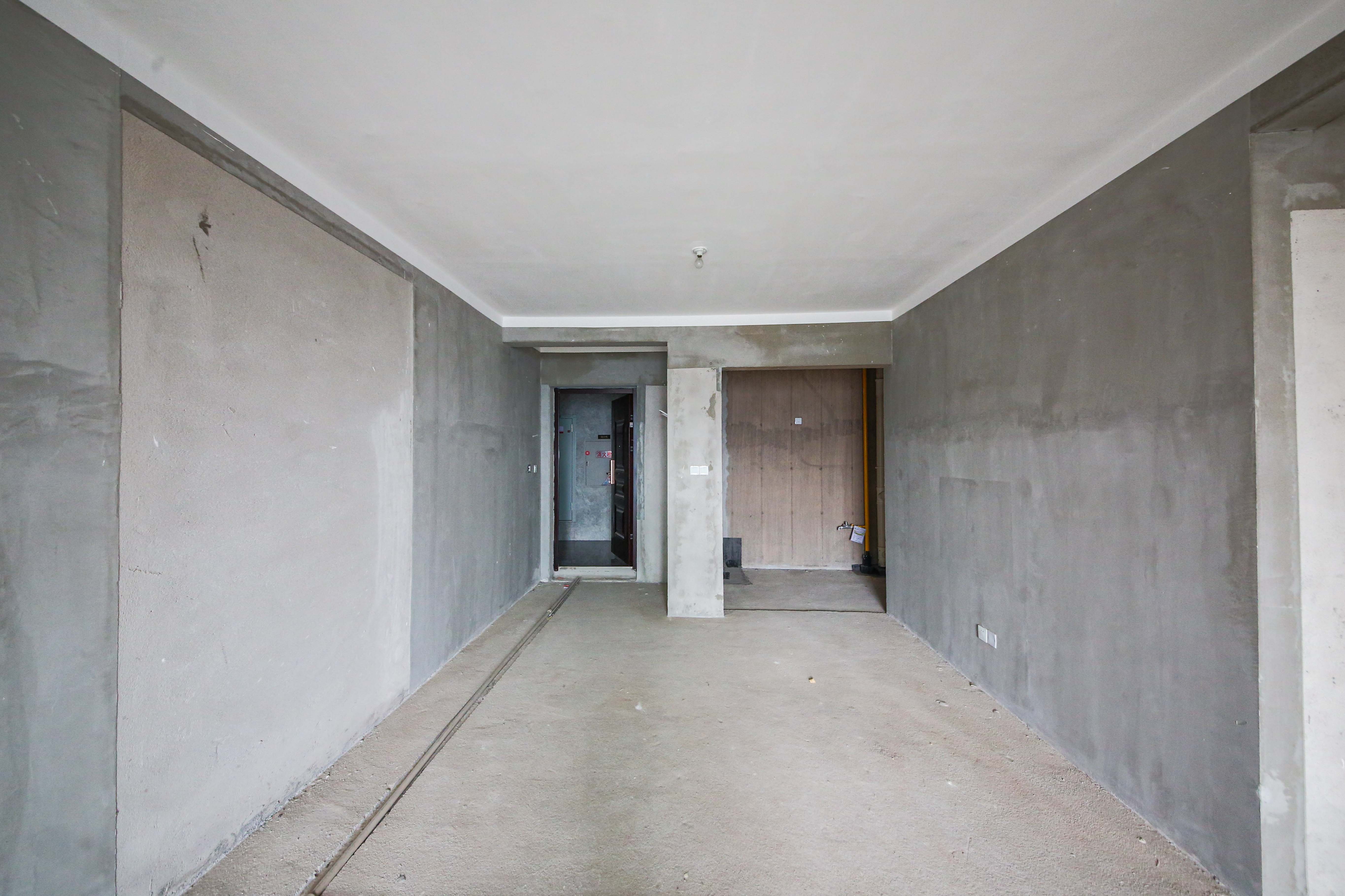 中建钰和城  3室2厅2卫   151.00万客厅