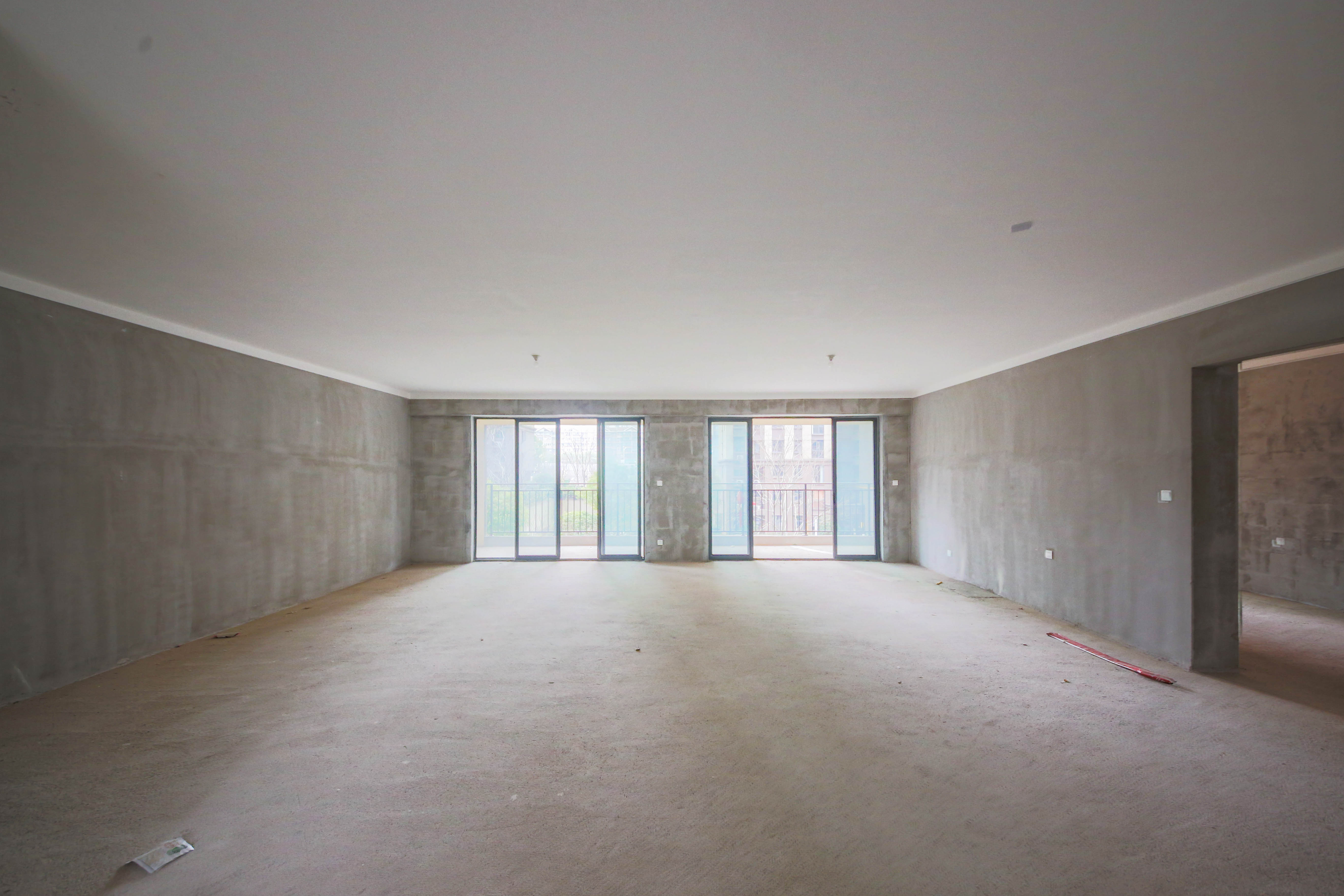 中建钰和城  4室2厅3卫   340.00万客厅