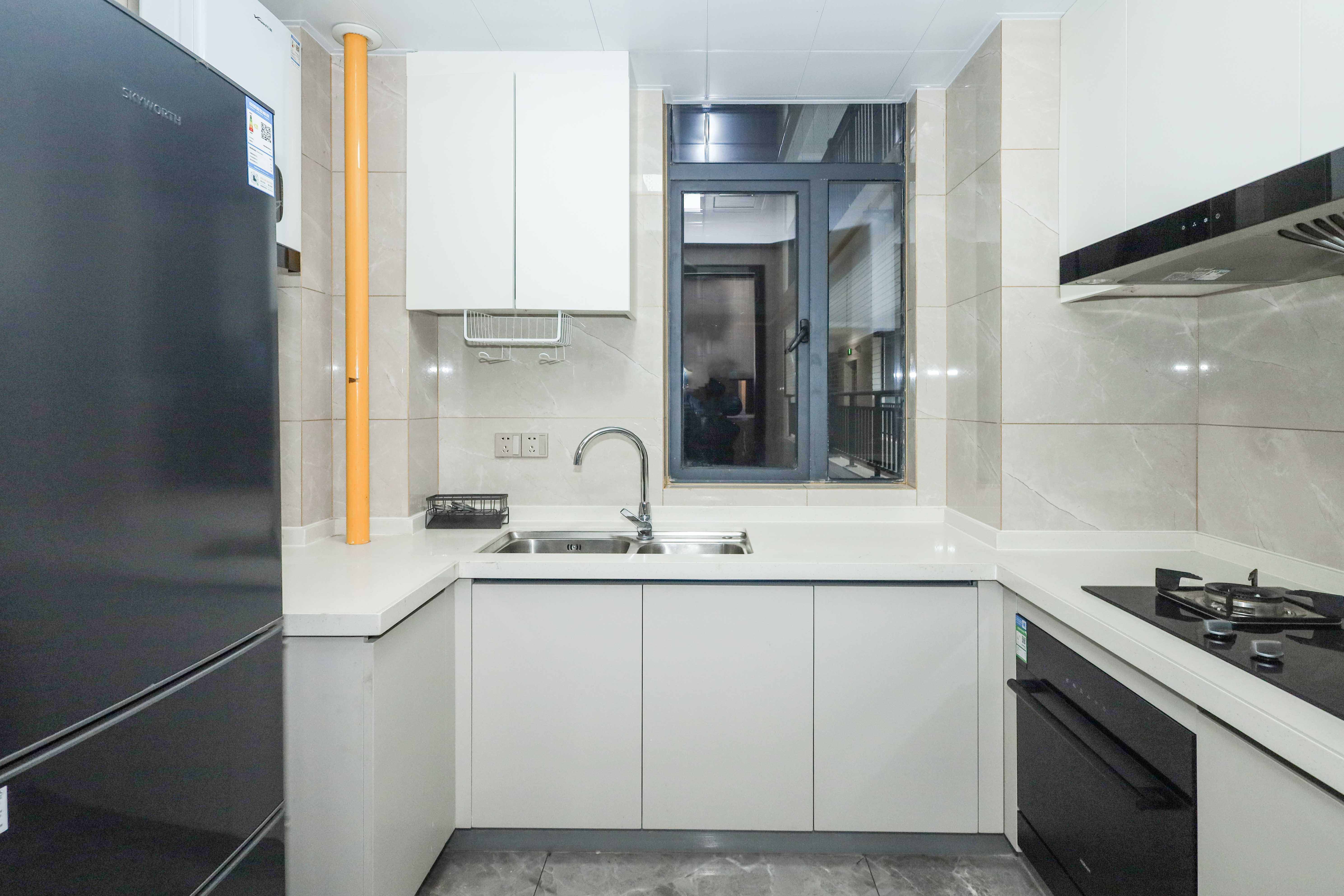 梅溪枫林 3室2厅2卫 109.8万 梅溪枫林 3室2厅2卫 109.8万厨房