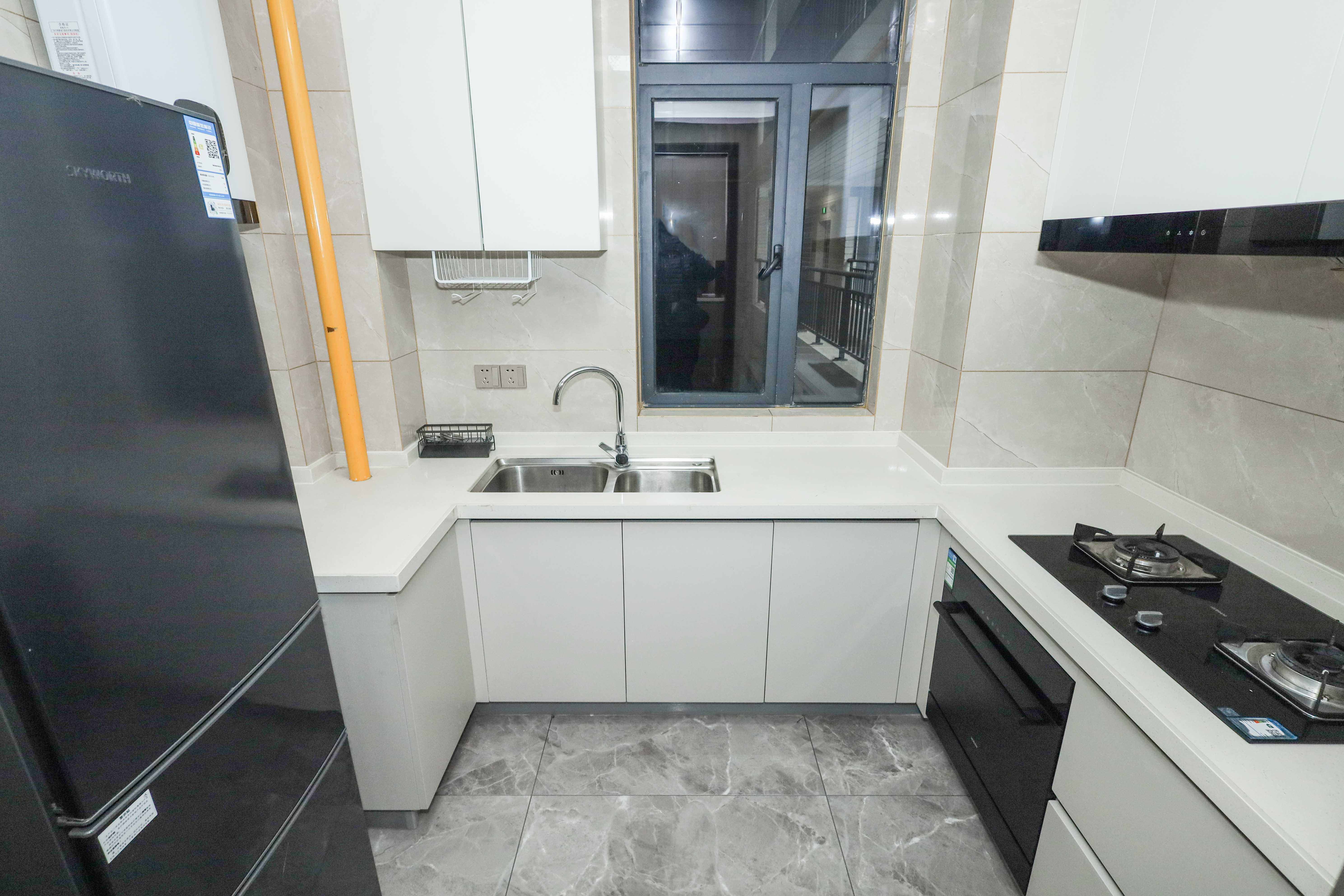 梅溪枫林 3室2厅2卫 109.8万 梅溪枫林 3室2厅2卫 109.8万厨房