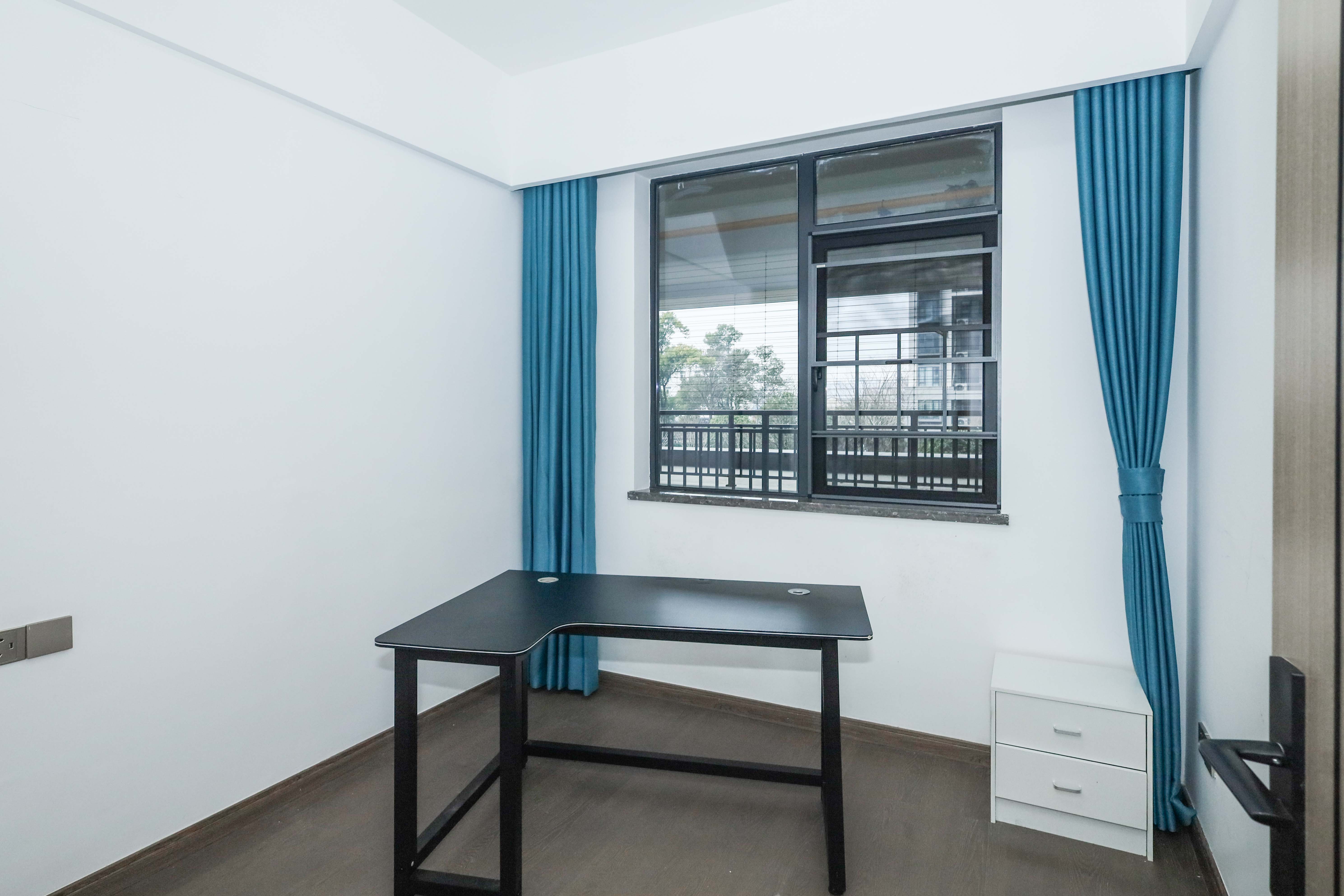 梅溪枫林 3室2厅2卫 109.8万 梅溪枫林 3室2厅2卫 109.8万卧室