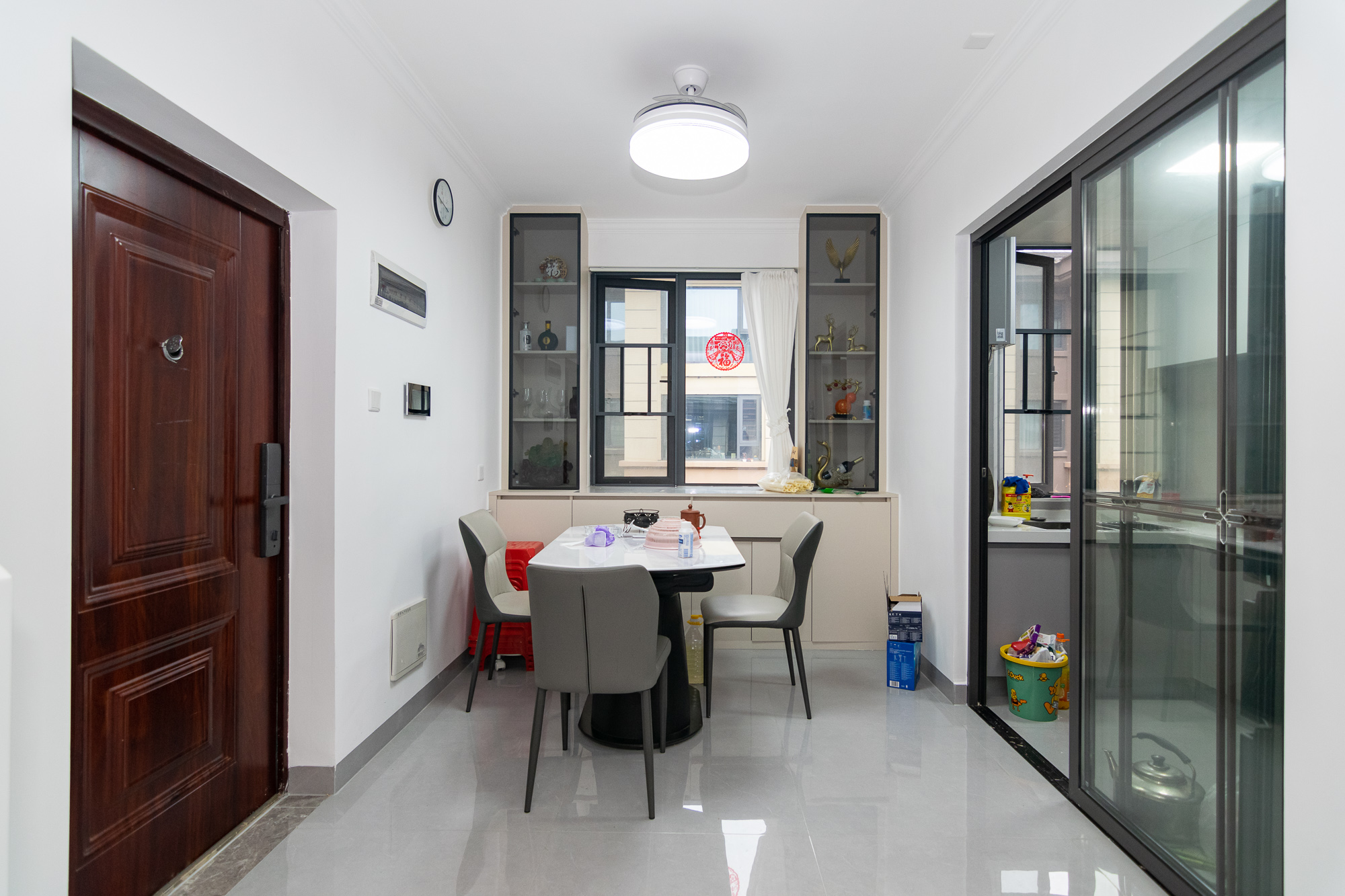 澳海望洲府  4室2厅2卫    98.0万 澳海望洲府  4室2厅2卫    98.0万客厅