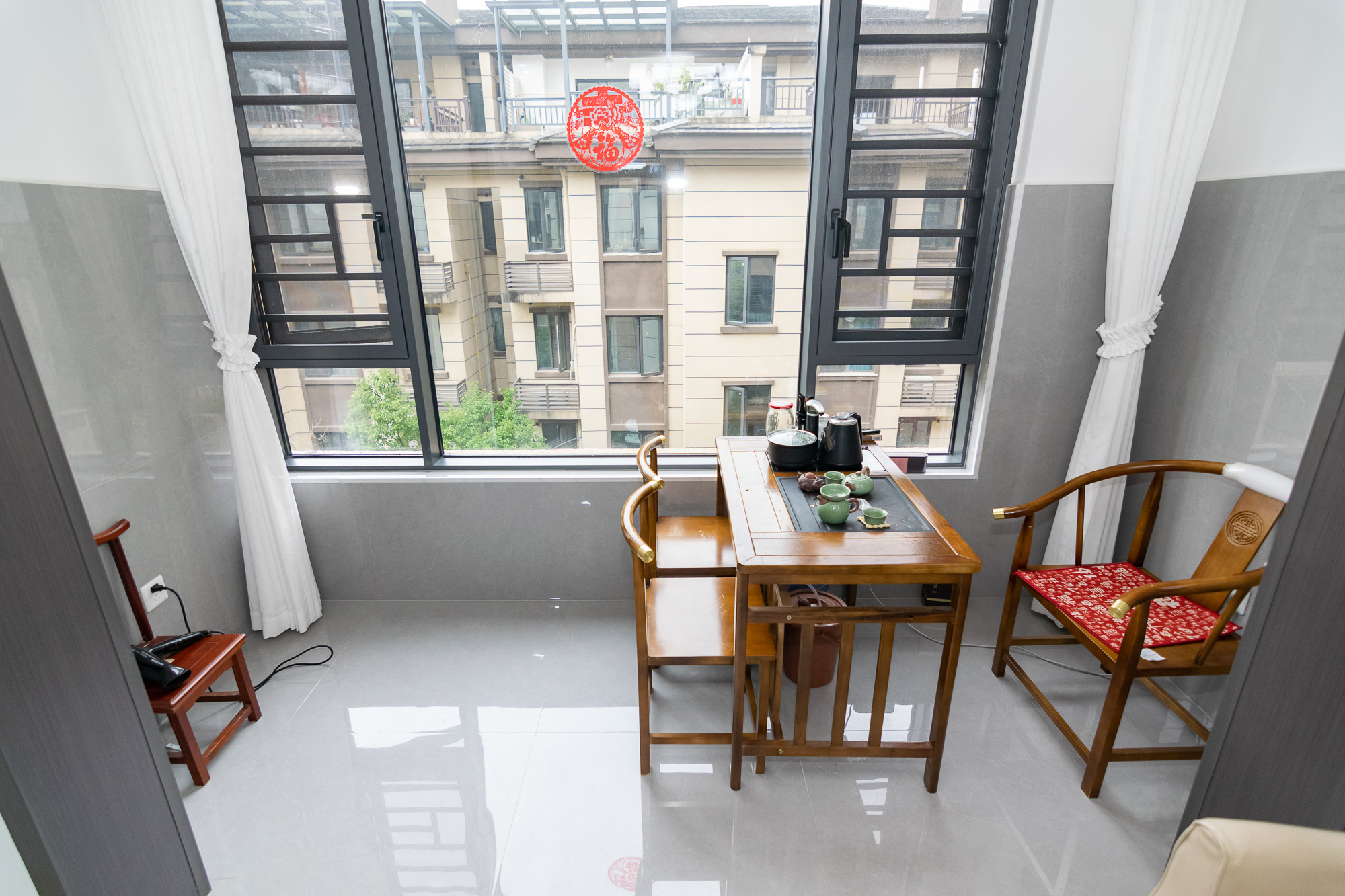 澳海望洲府  4室2厅2卫    98.0万 澳海望洲府  4室2厅2卫    98.0万阳台