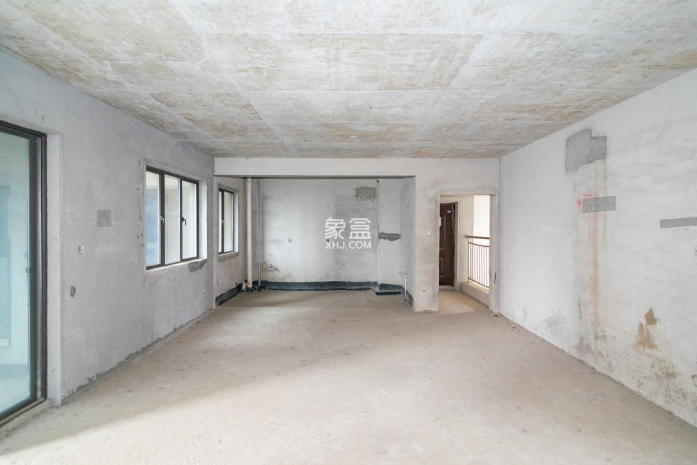 润和长郡（润和紫郡二三期）  3室2厅2卫    86.0万