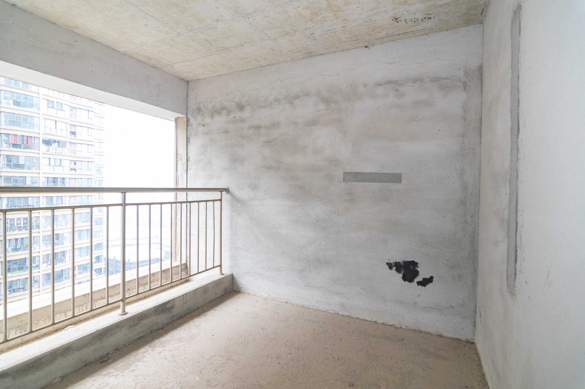 润和长郡(润和紫郡二三期)  3室2厅2卫    86.0万 润和长郡(润和紫郡二三期)  3室2厅2卫    86.0万卧室