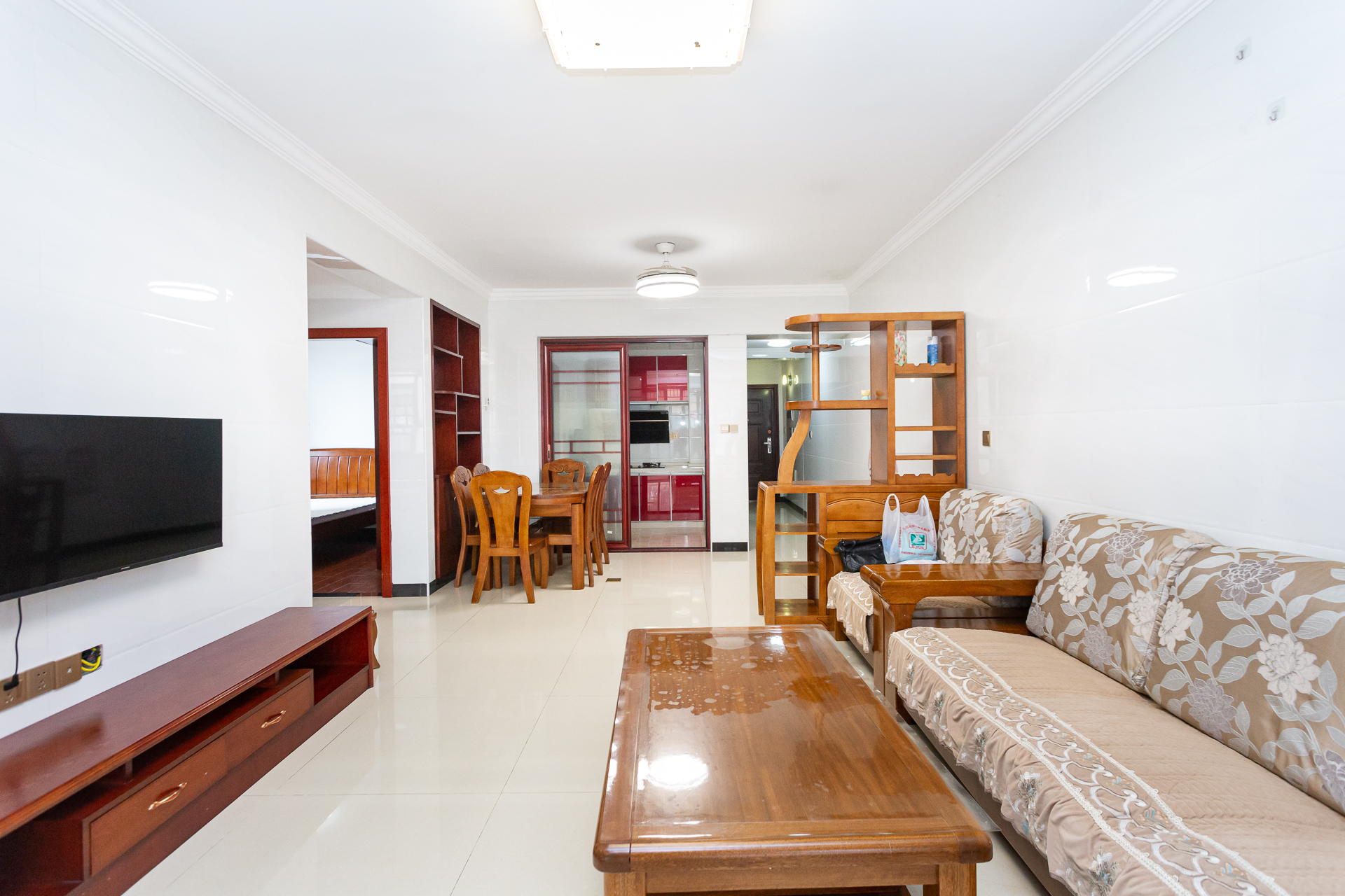 Cross尚公馆  3室2厅1卫    62.0万 Cross尚公馆  3室2厅1卫    62.0万