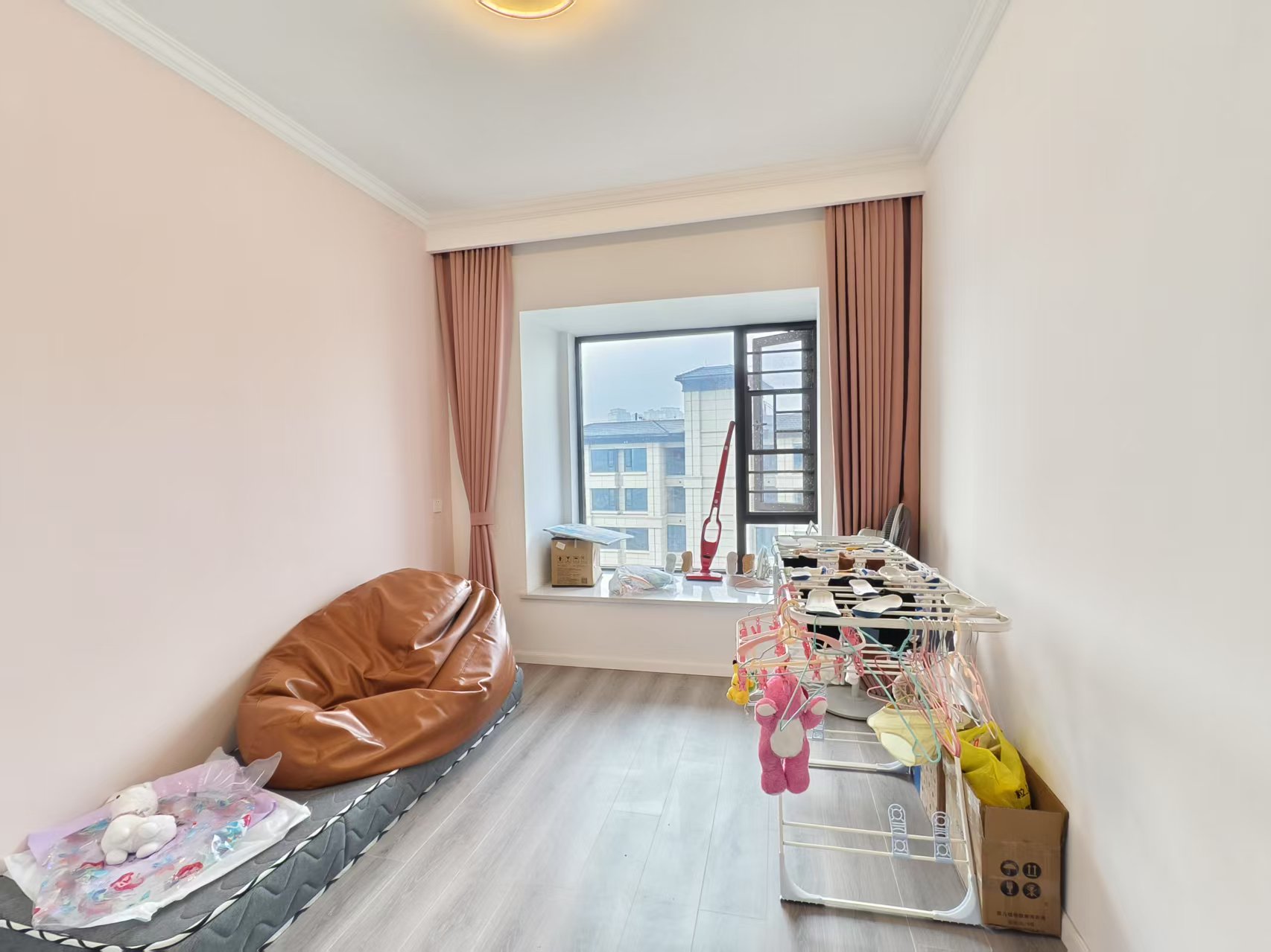 荣盛华府 4室2厅2卫 85.0万 荣盛华府 4室2厅2卫 85.0万室内图