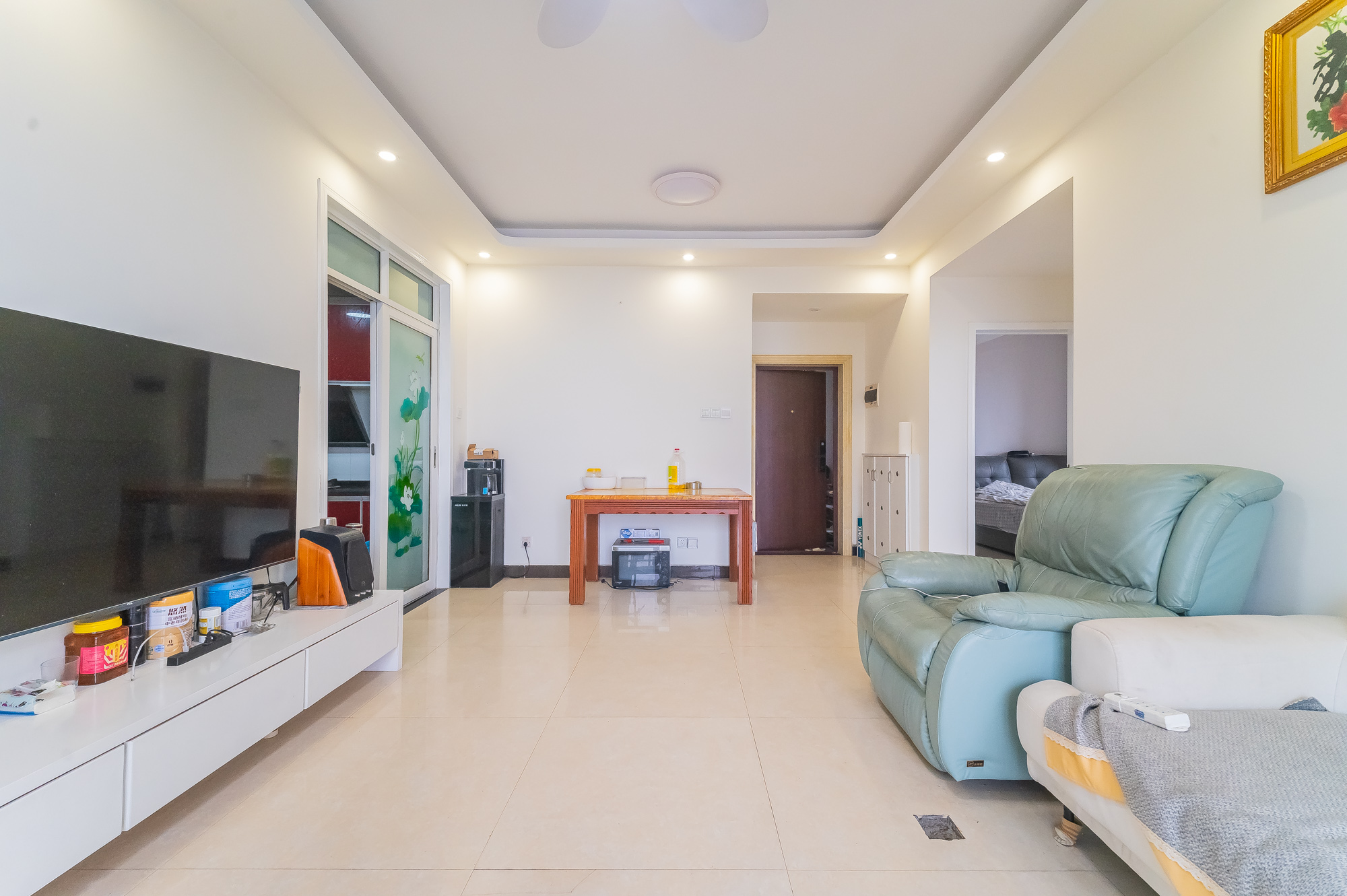 松雅湖畔 3室2厅1卫 58.0万 松雅湖畔 3室2厅1卫 58.0万客厅