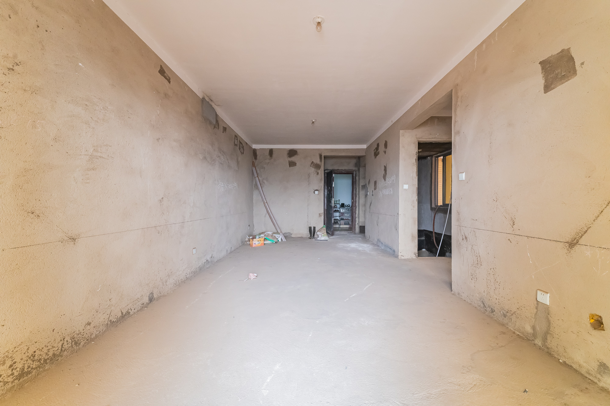 深业睿城 2室2厅1卫 52.0万 深业睿城 2室2厅1卫 52.0万客厅