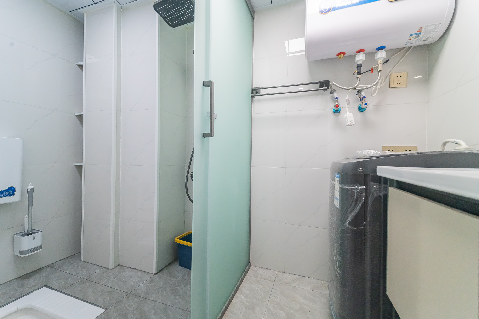 新城悦隽公园 2室1厅1卫 27.0万 新城悦隽公园 2室1厅1卫 27.0万卫生间