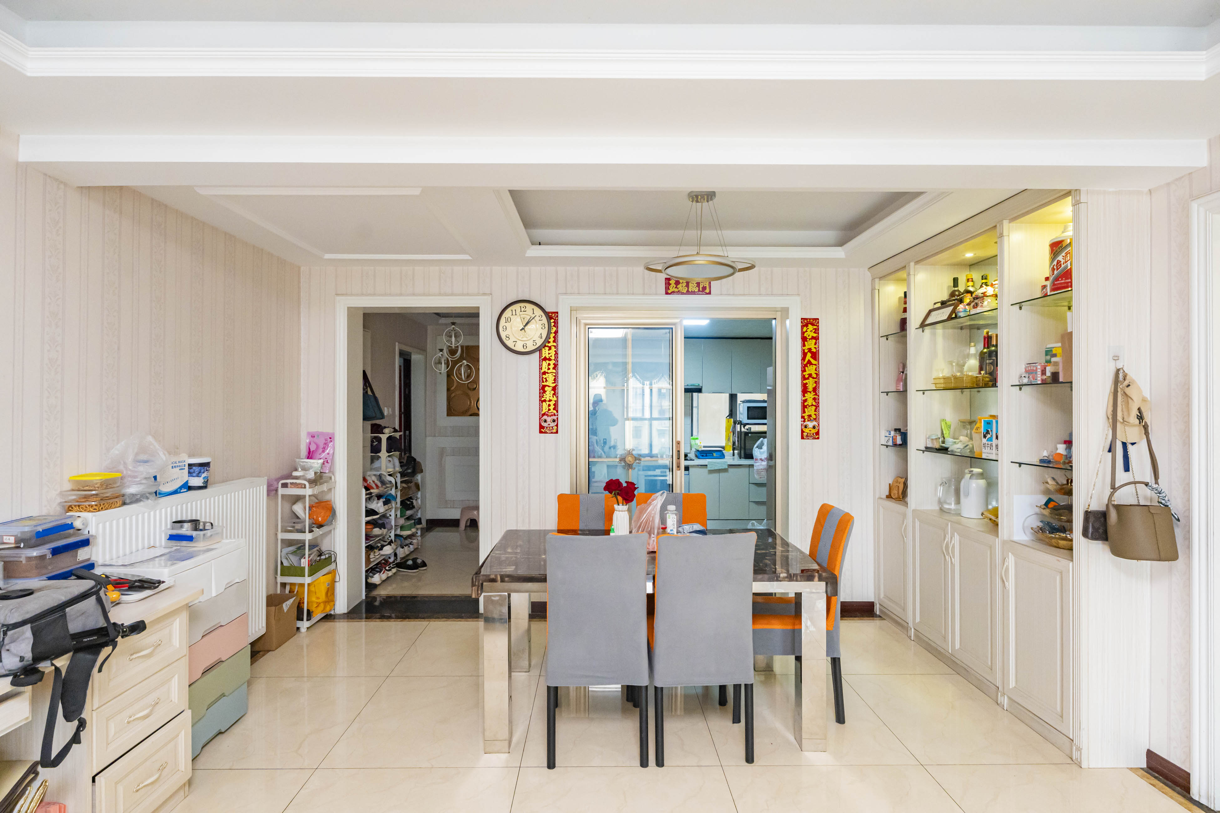 悦湖山 4室2厅2卫 148.0万 悦湖山 4室2厅2卫 148.0万客厅