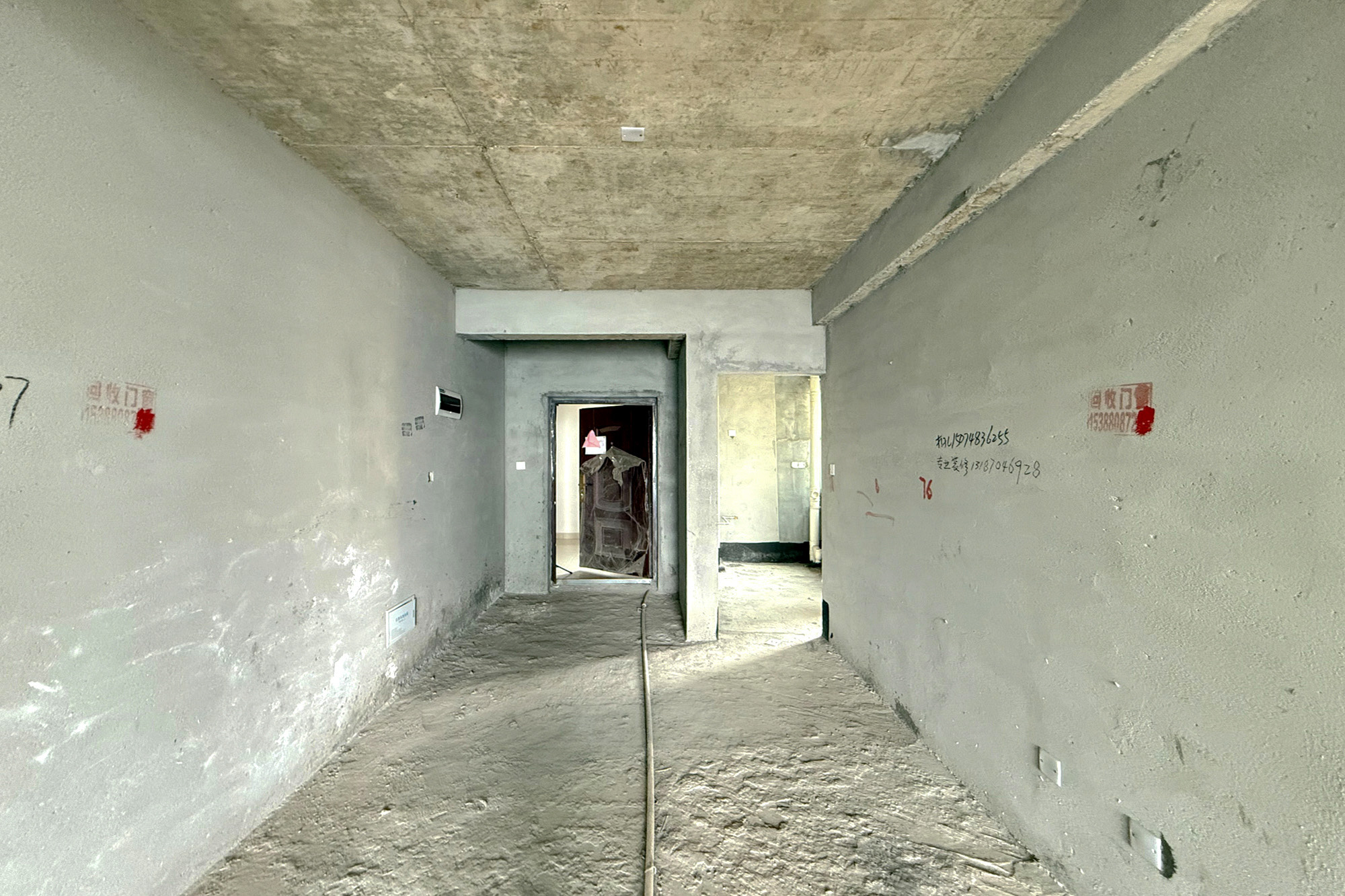 长郡旁牛津街(瑞凯滨江雅苑)  3室2厅2卫    52.0万 长郡旁牛津街(瑞凯滨江雅苑)  3室2厅2卫    52.0万其他