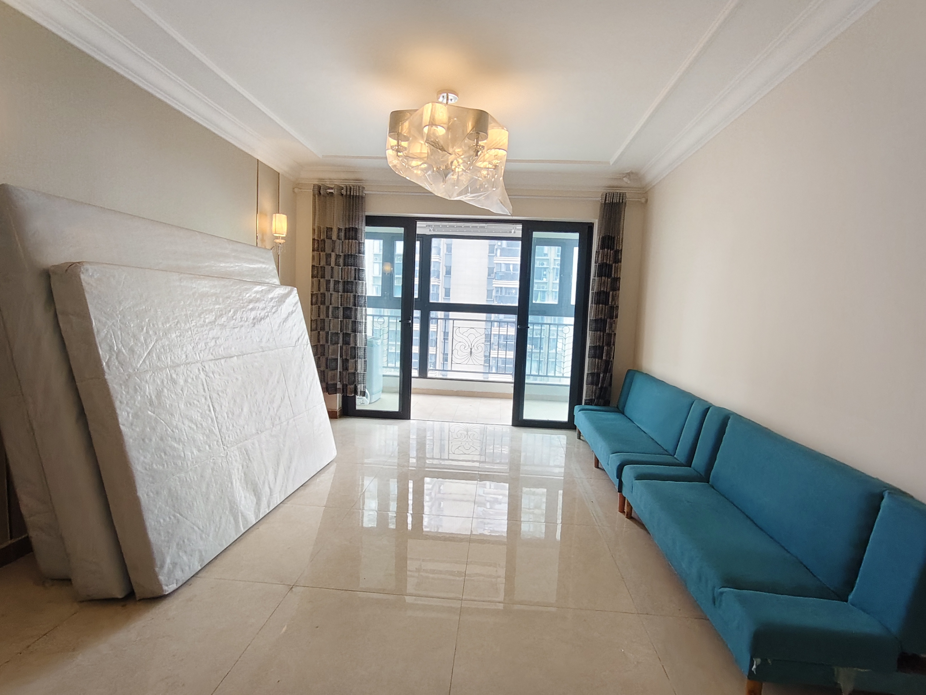 恒大林溪郡 3室2厅2卫 68.8万 恒大林溪郡 3室2厅2卫 68.8万室内图