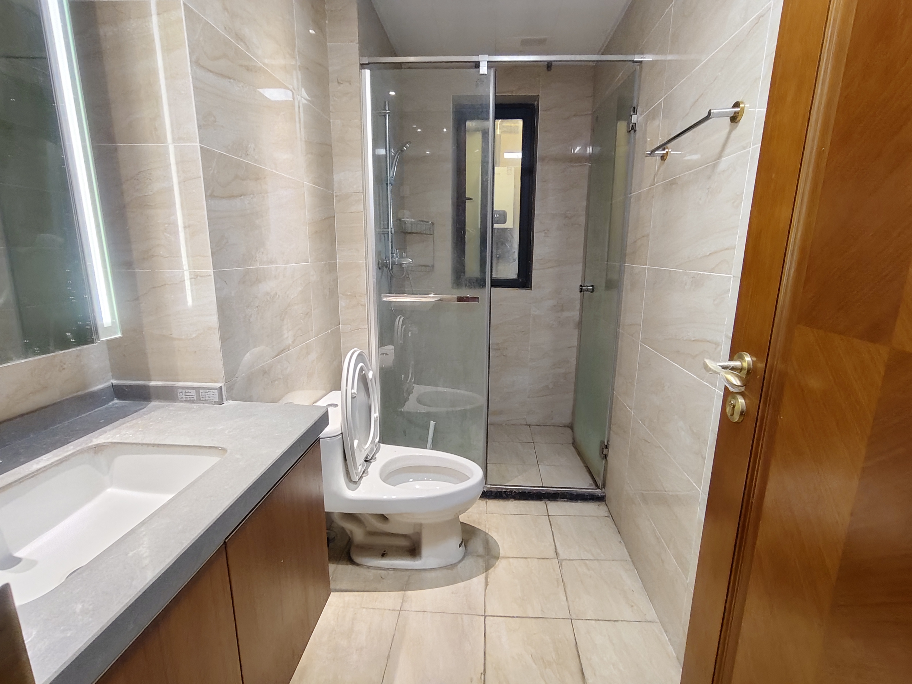 恒大林溪郡 3室2厅2卫 68.8万 恒大林溪郡 3室2厅2卫 68.8万室内图