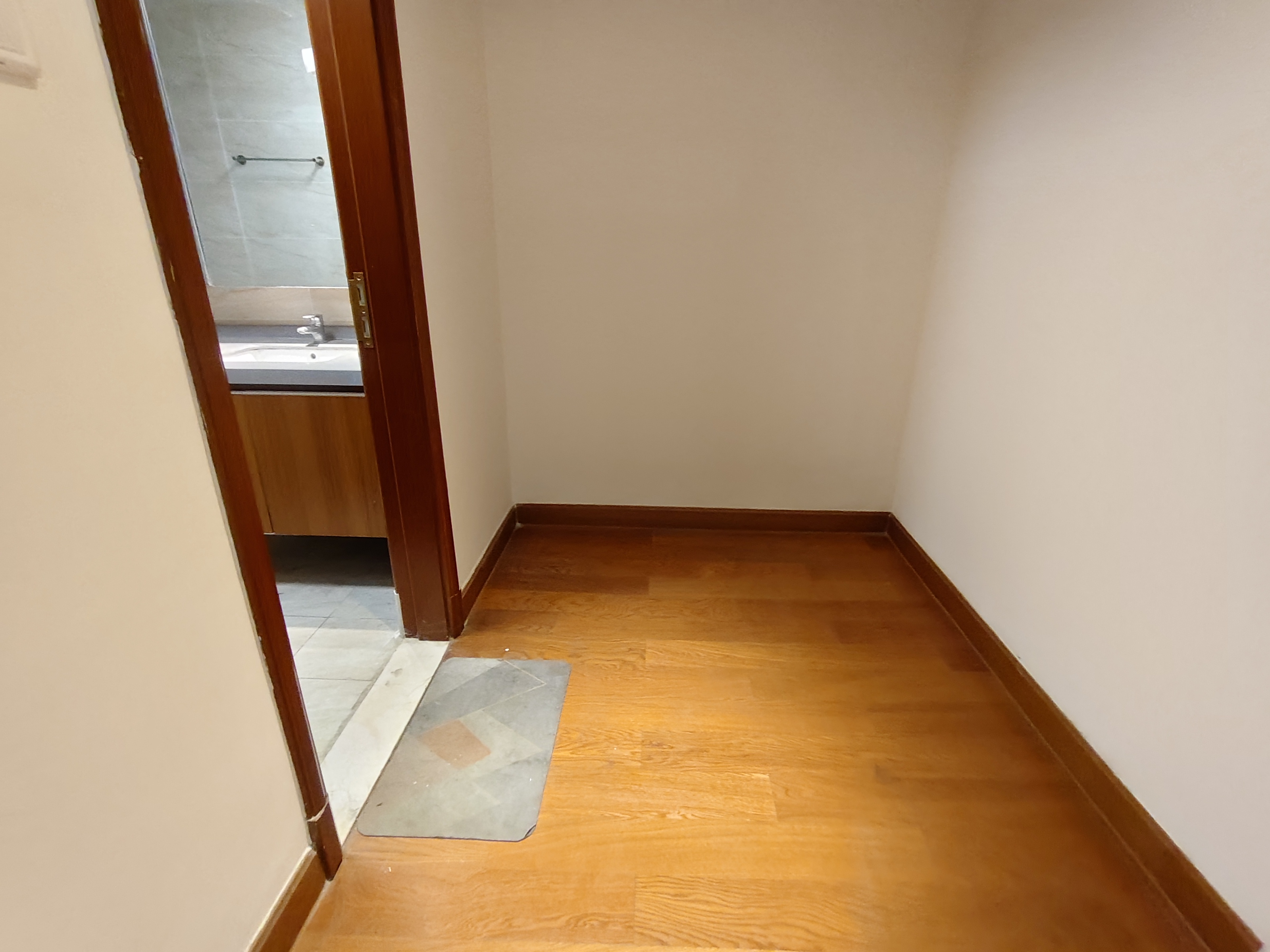 恒大林溪郡 3室2厅2卫 68.8万 恒大林溪郡 3室2厅2卫 68.8万室内图