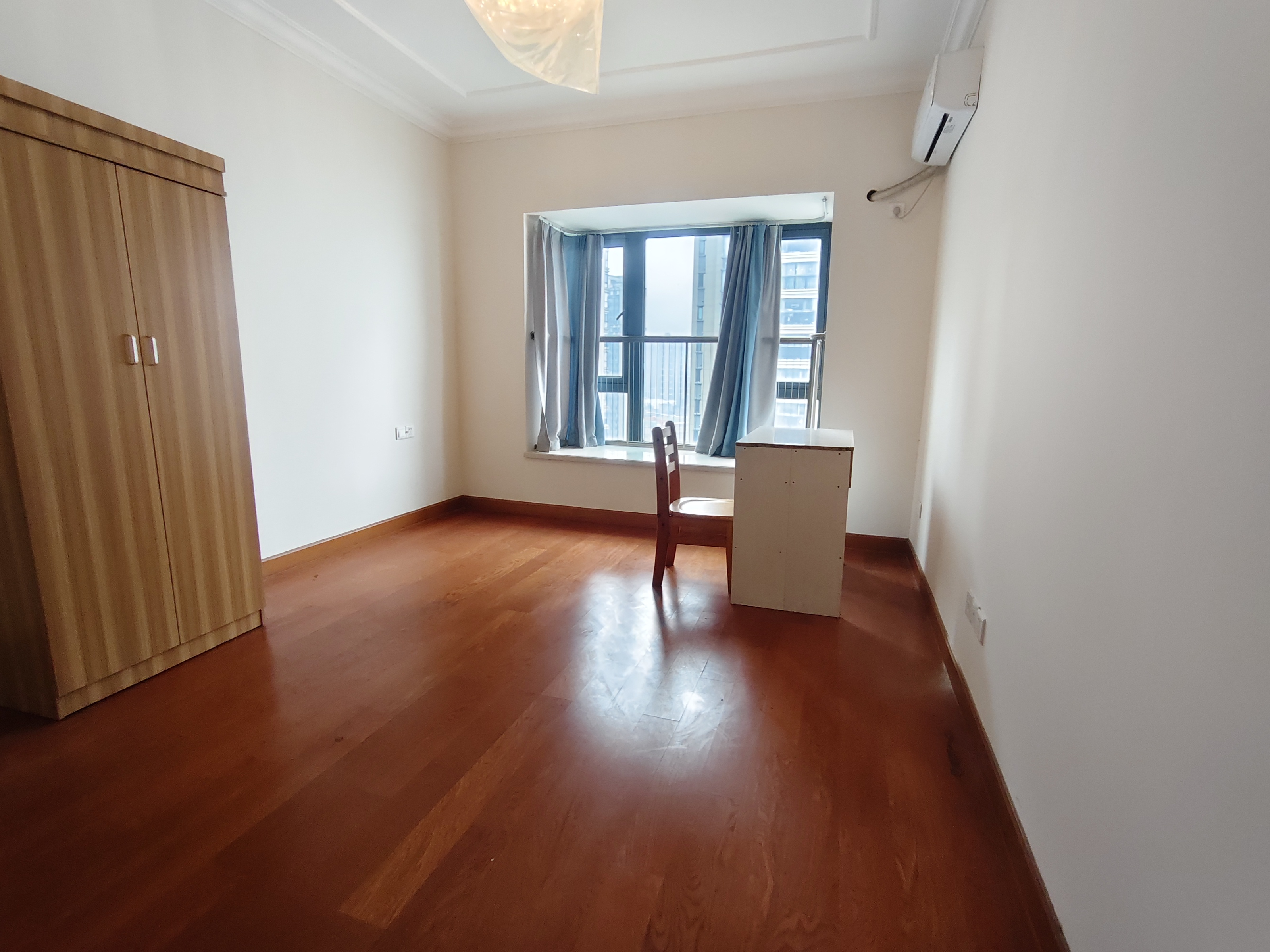 恒大林溪郡 3室2厅2卫 68.8万 恒大林溪郡 3室2厅2卫 68.8万室内图