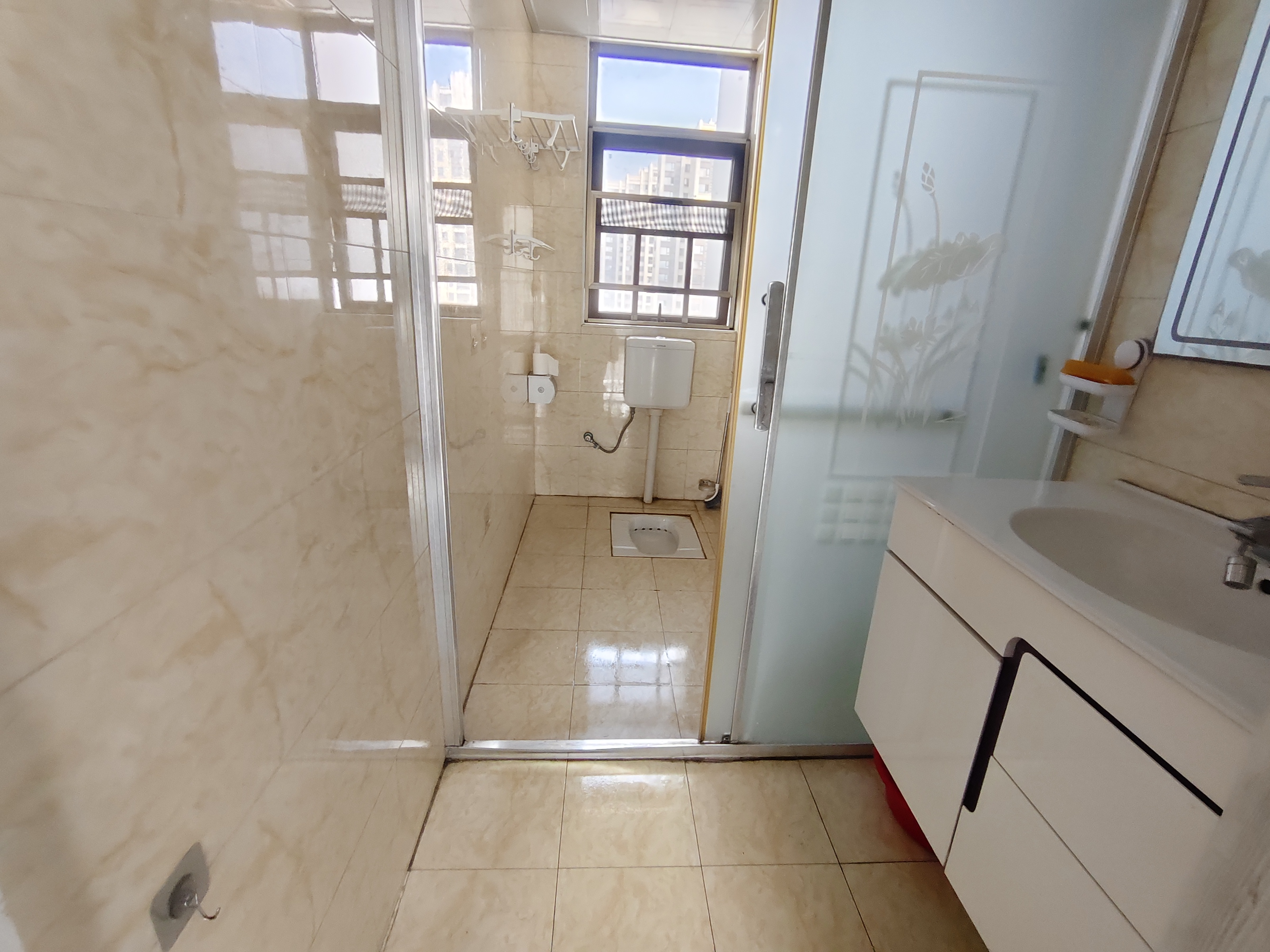 湖湘文化城(锦绣香江)  3室2厅2卫    42.8万 湖湘文化城(锦绣香江)  3室2厅2卫    42.8万室内图