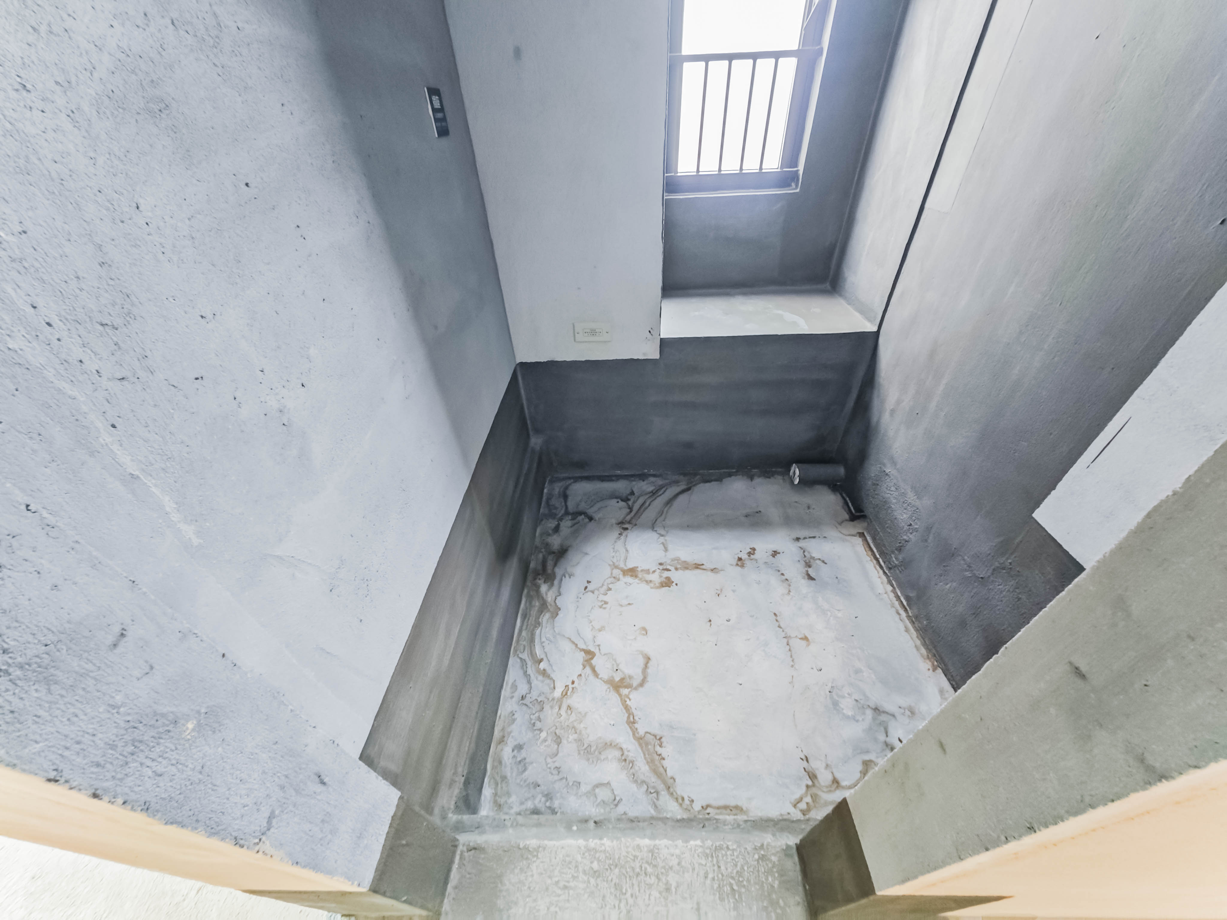 建发玖洲观澜  4室2厅2卫   225.00万其他