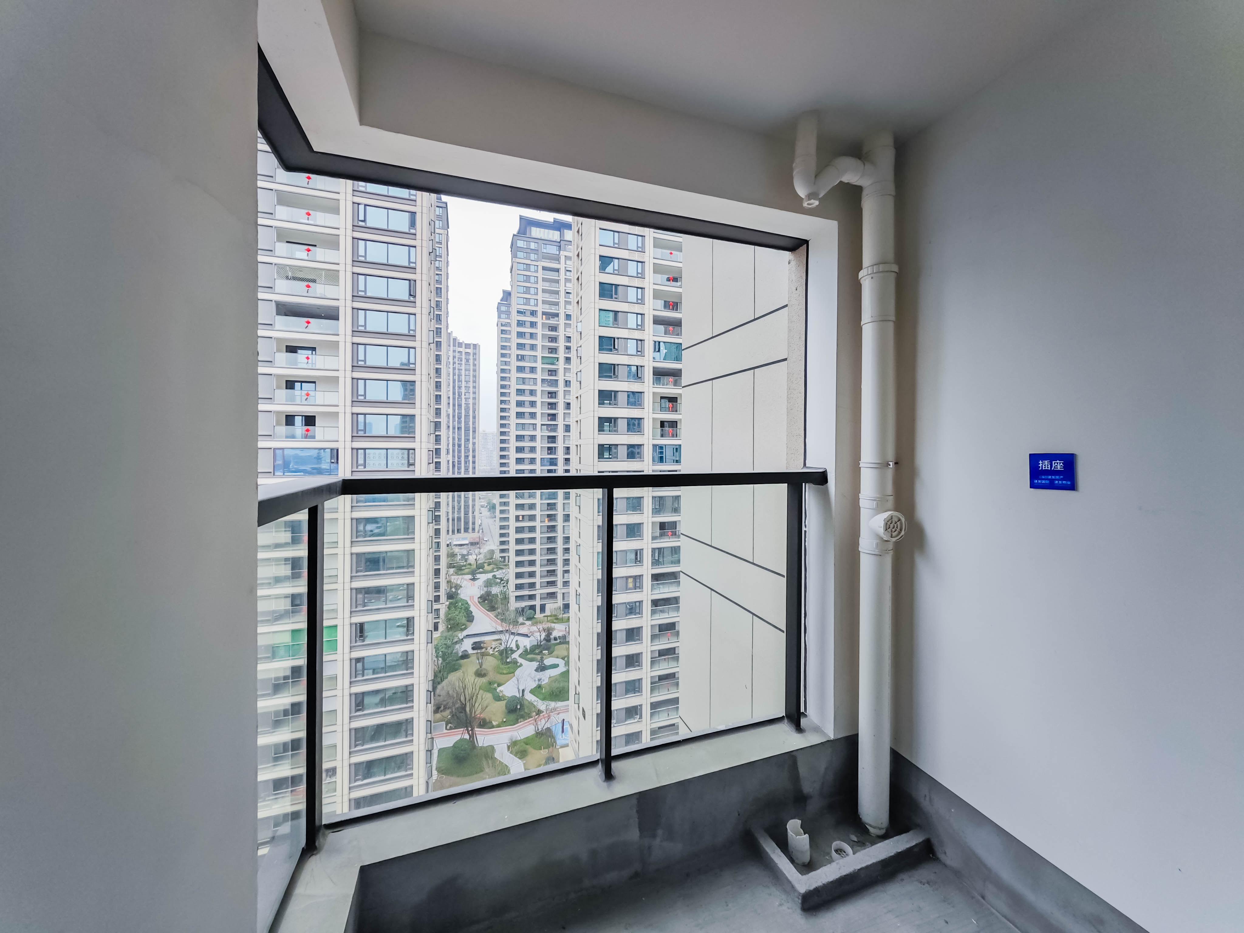建发玖洲观澜  4室2厅2卫   215.00万其他