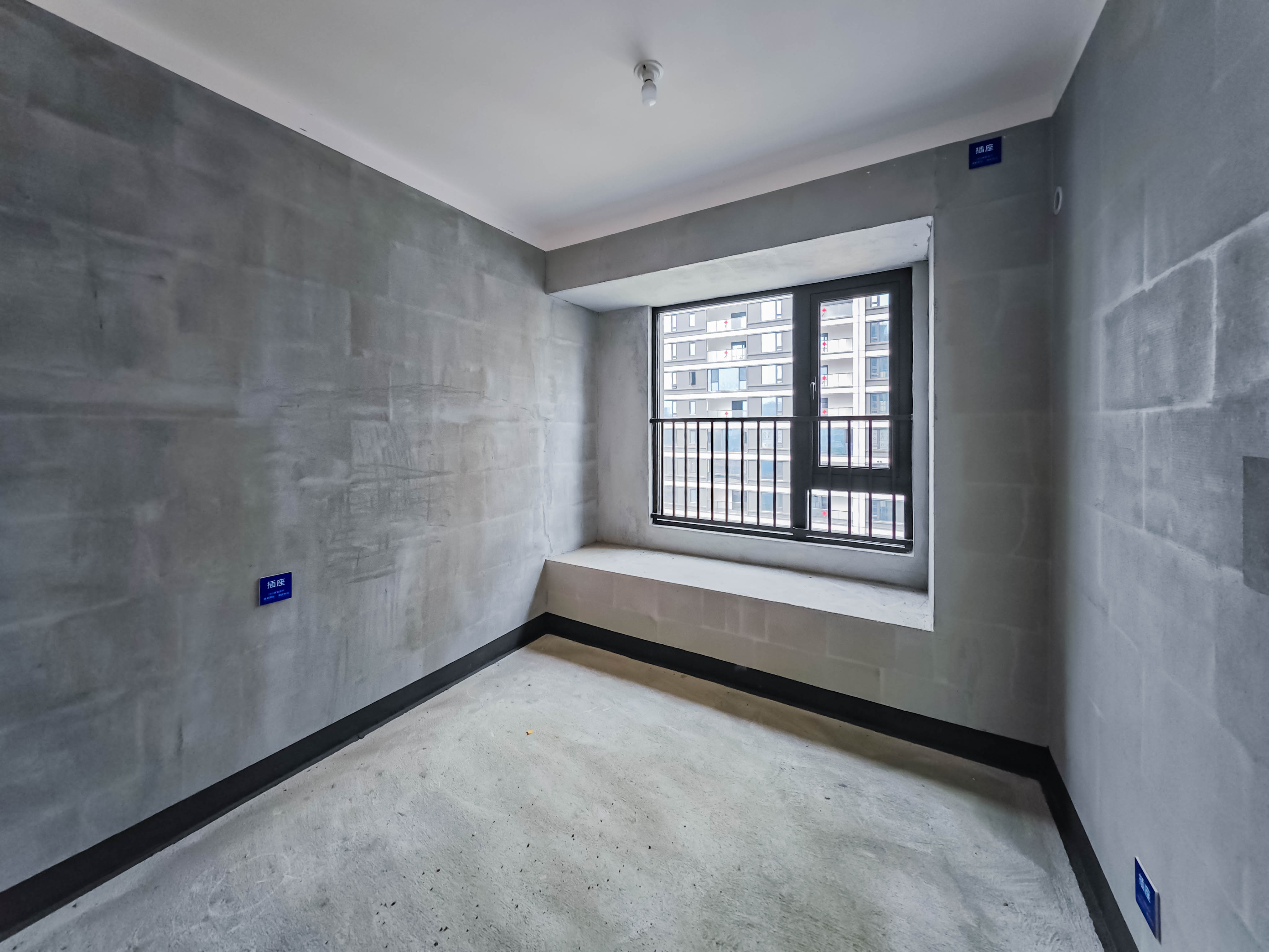 建发玖洲观澜  4室2厅2卫   215.00万其他