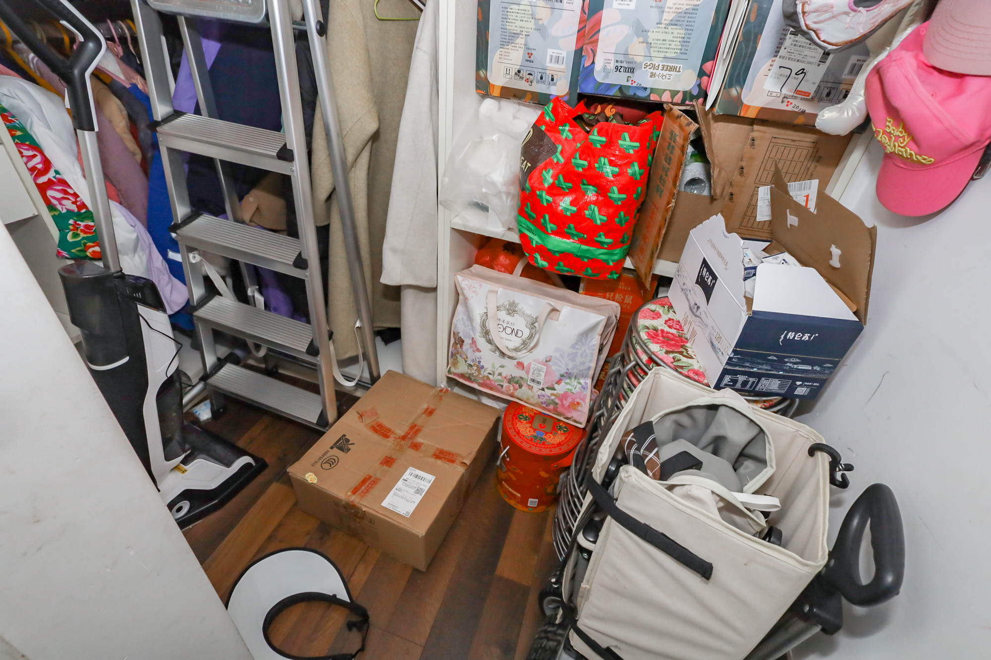 胜家雅苑  3室2厅2卫   190.00万其他