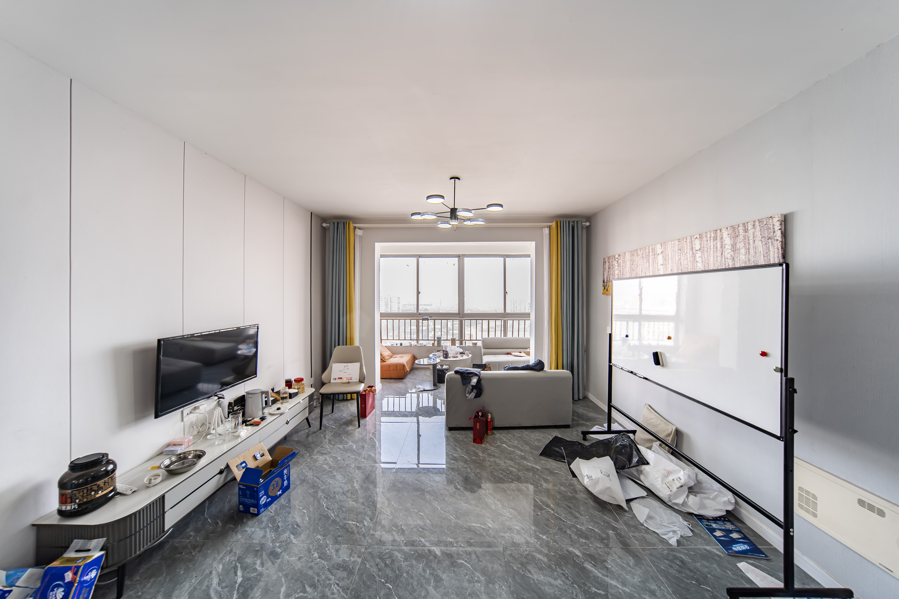 荣升家园(湘江熙岸) 3室2厅2卫 105.0万 荣升家园(湘江熙岸) 3室2厅2卫 105.0万客厅