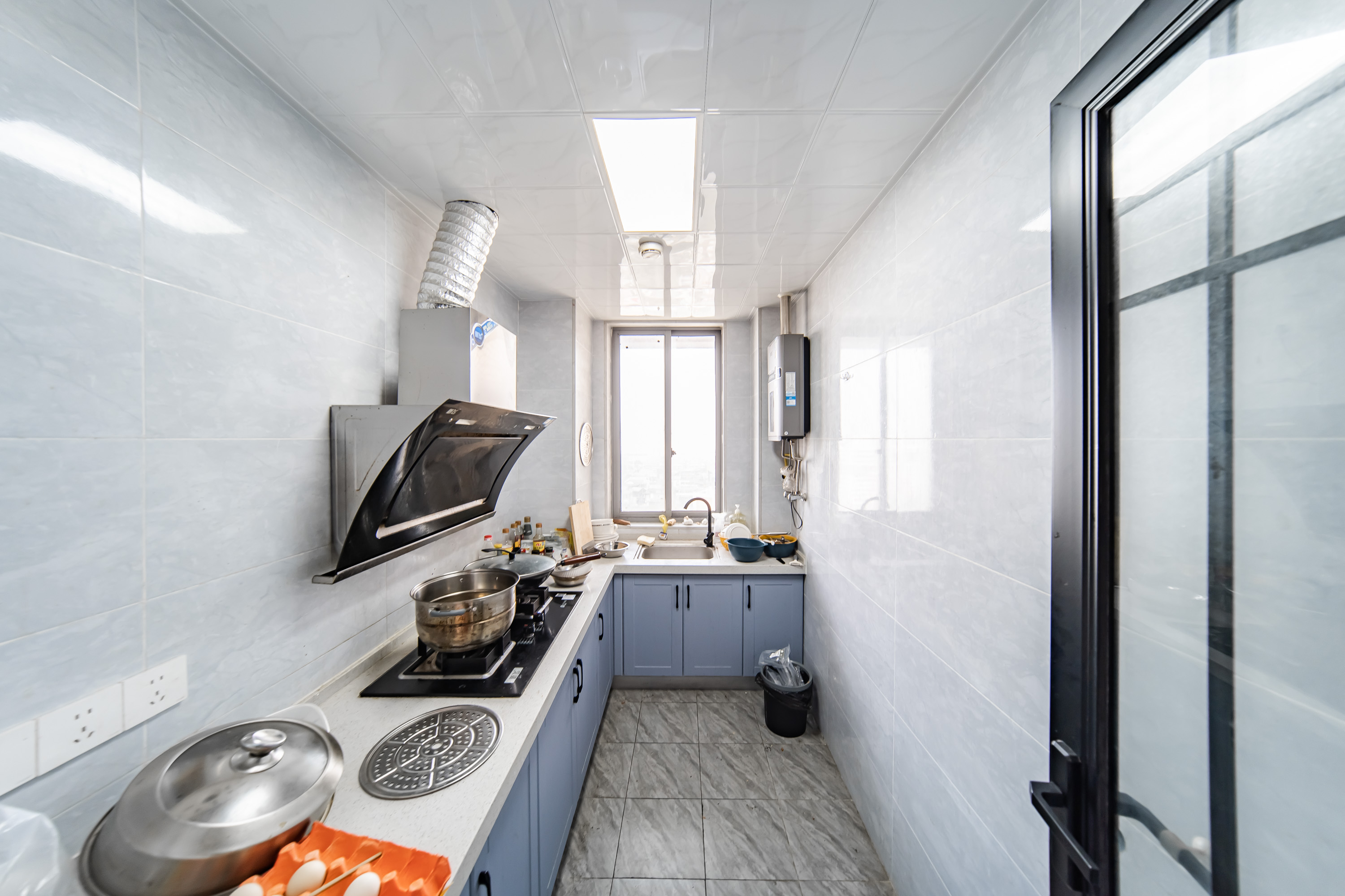 荣升家园(湘江熙岸) 3室2厅2卫 105.0万 荣升家园(湘江熙岸) 3室2厅2卫 105.0万厨房