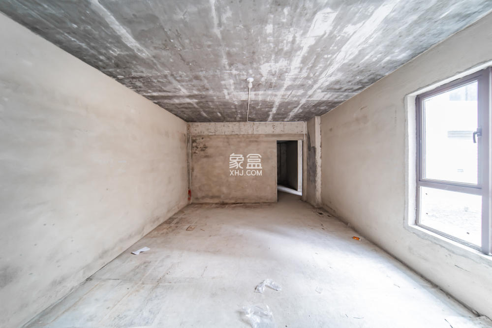 洋湖18克拉（曠遠(yuǎn)洋湖18克拉）  4室2廳1衛(wèi)   300.00萬