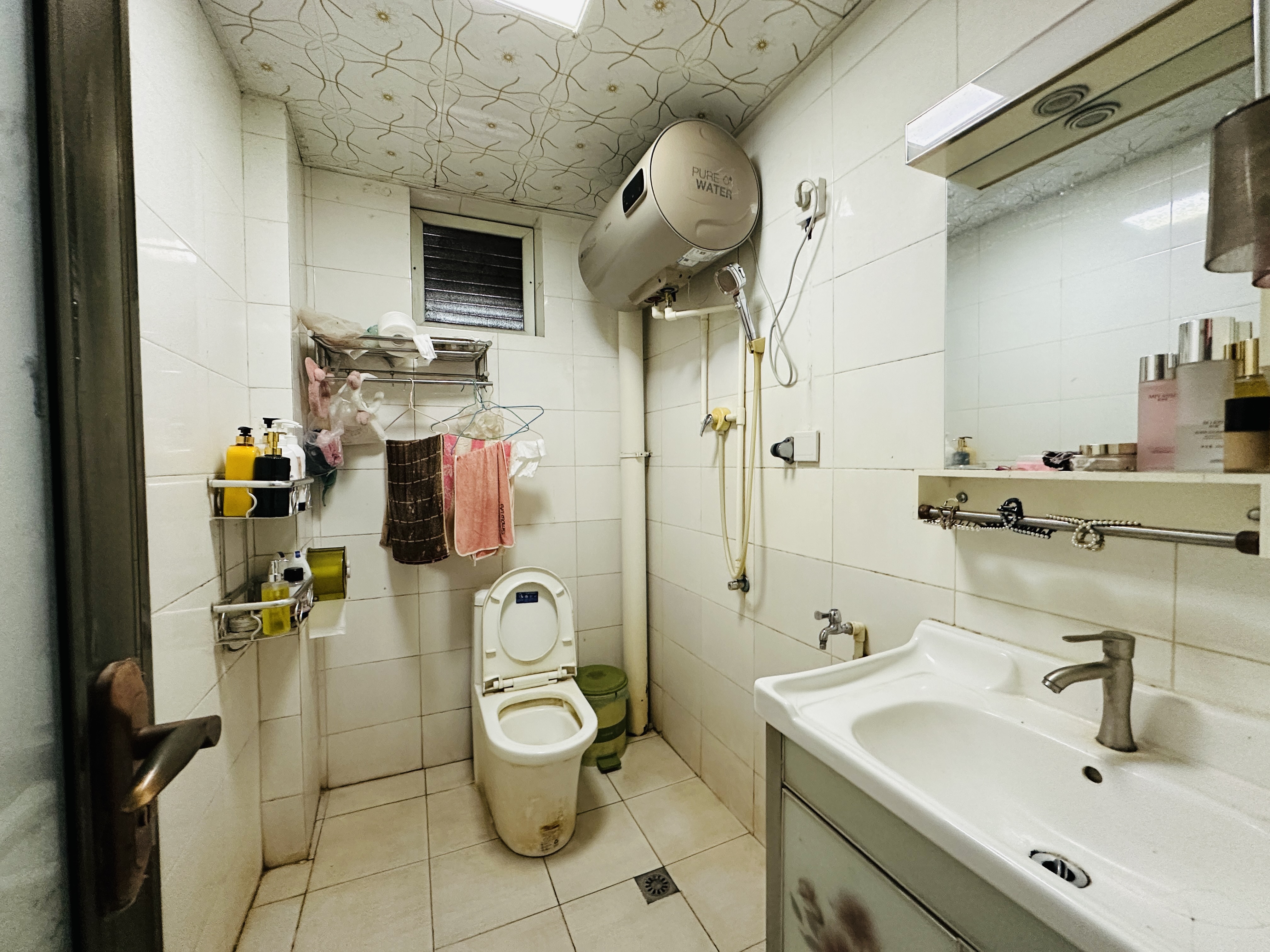 千鸿茂绿园小区 3室2厅1卫 118.0万 千鸿茂绿园小区 3室2厅1卫 118.0万卫生间