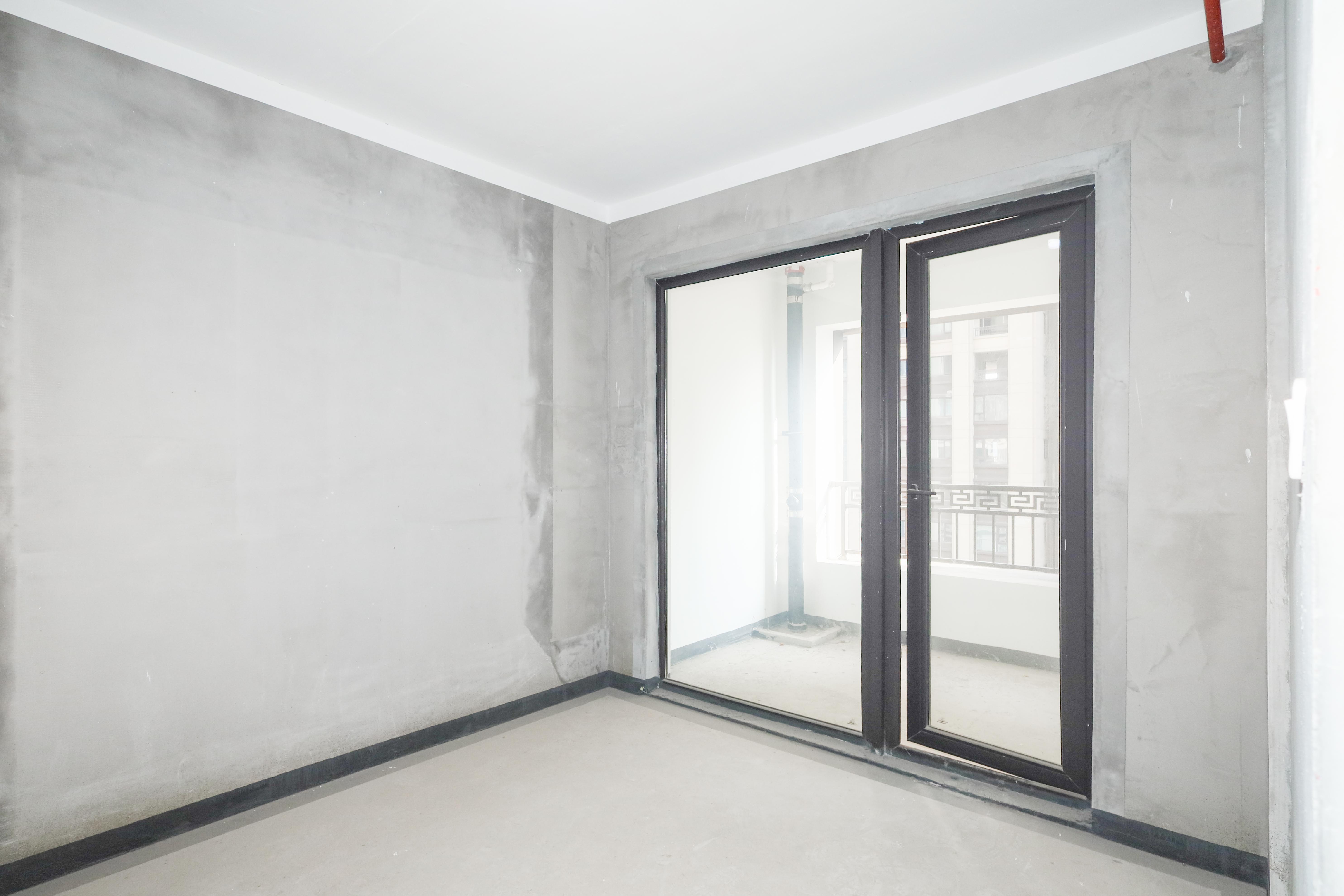 建发央著  4室2厅2卫   188.00万卧室