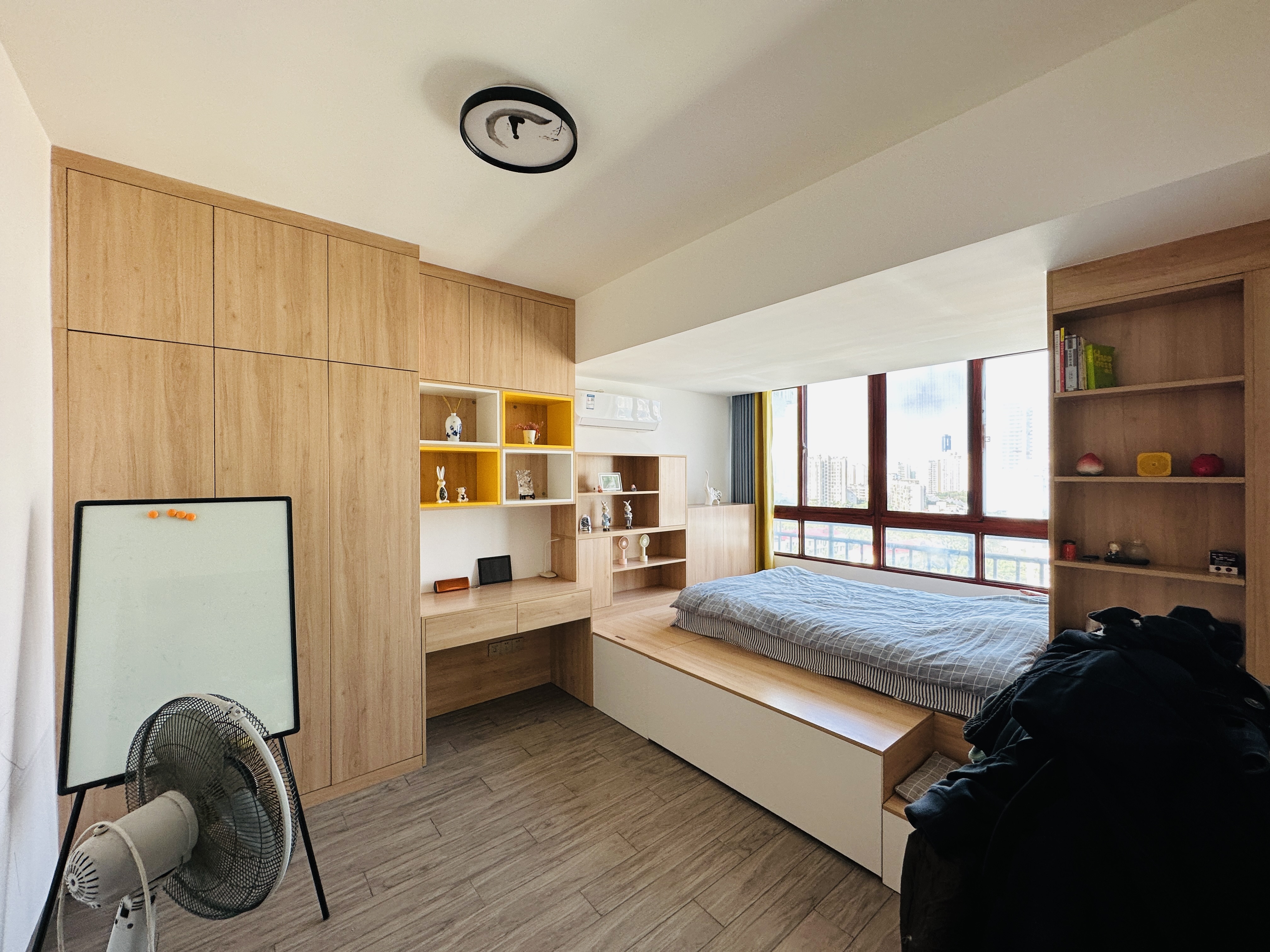 鑫龙大厦 2室2厅1卫 180.0万 鑫龙大厦 2室2厅1卫 180.0万卧室