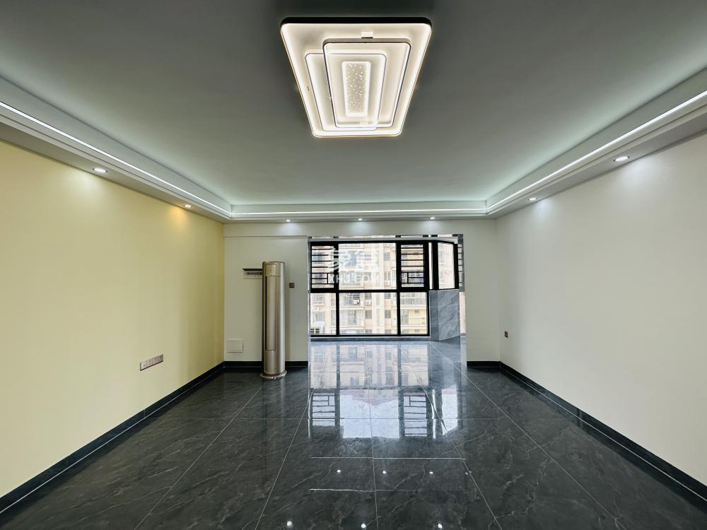 碧水名城  4室2厅2卫    208.0万