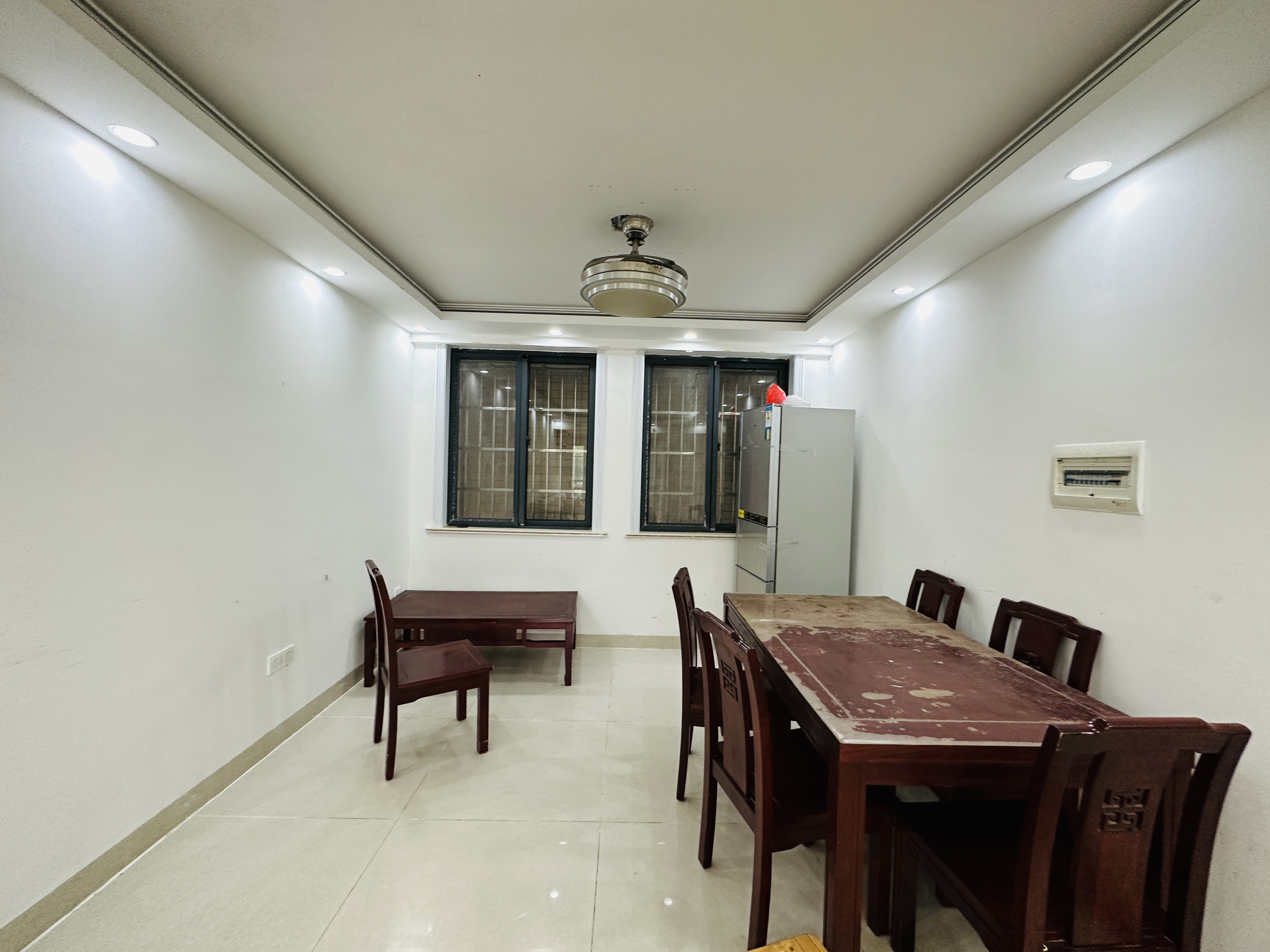 碧海云天 3室2厅2卫 160.0万 碧海云天 3室2厅2卫 160.0万其他