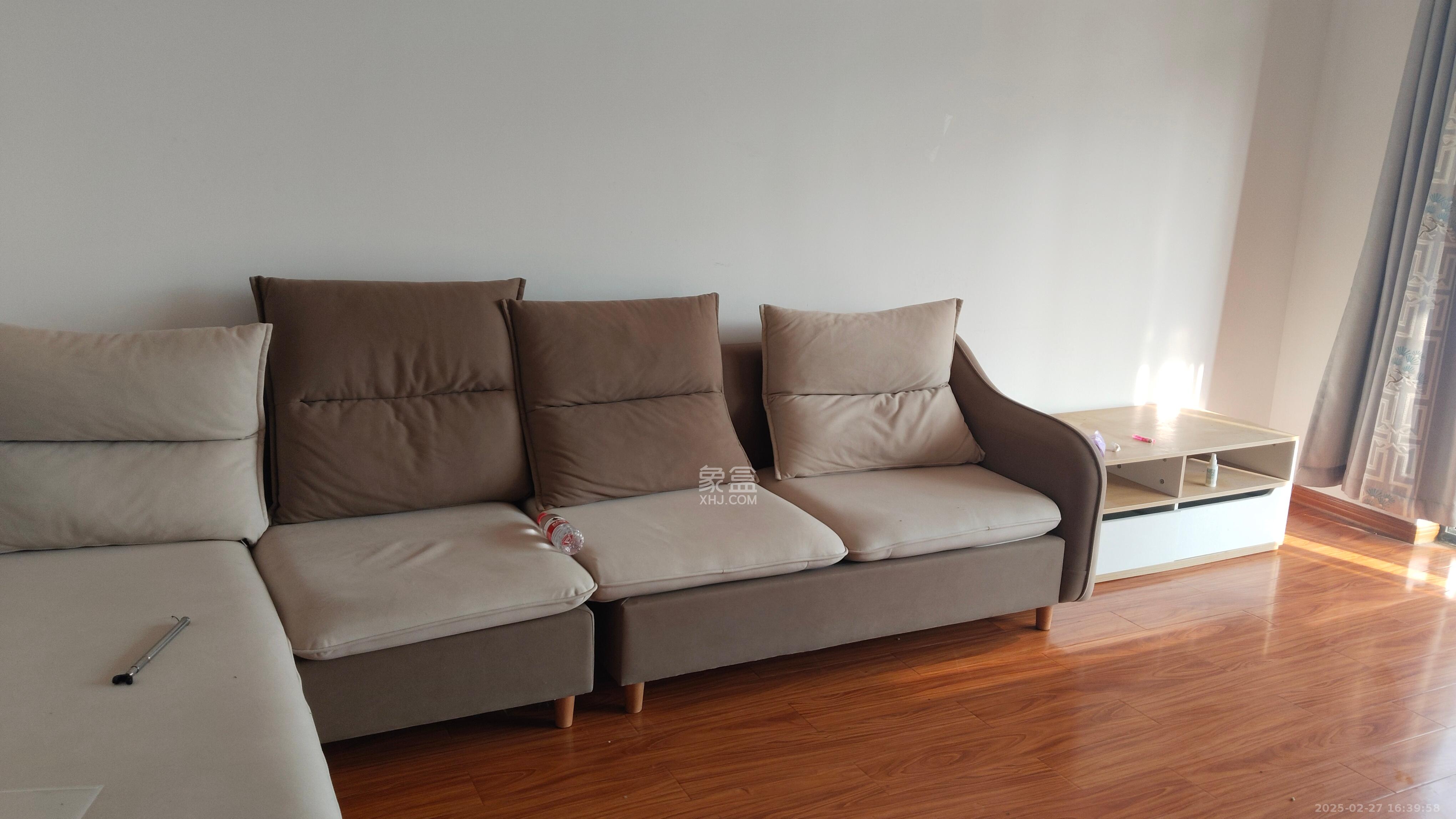 恒盛世家 3室1厅2卫 2100.0元/月 恒盛世家 3室1厅2卫 2100.0元/月室内图