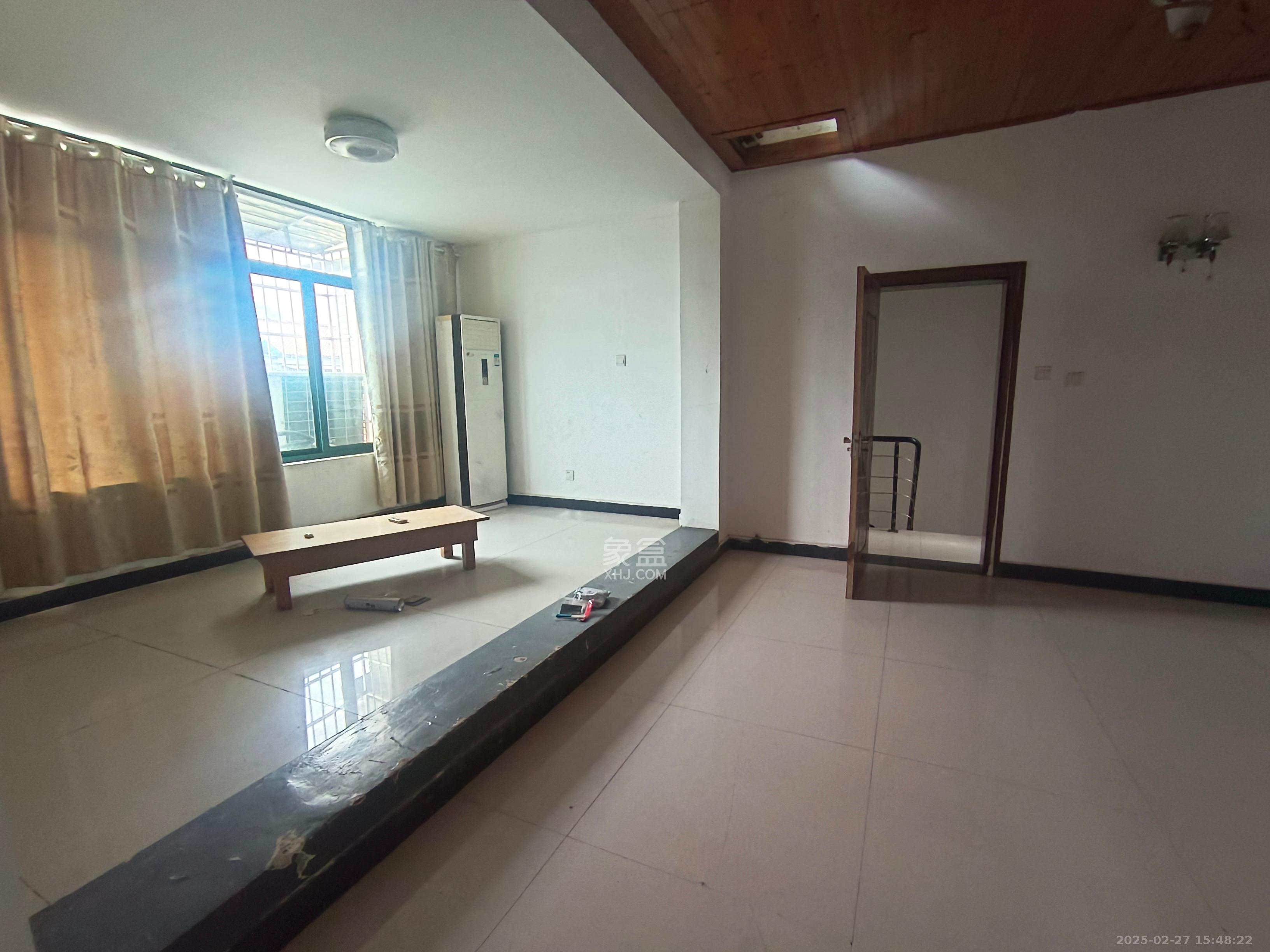 东业早安星城 7室2厅2卫 3000.0元/月 东业早安星城 7室2厅2卫 3000.0元/月室内图