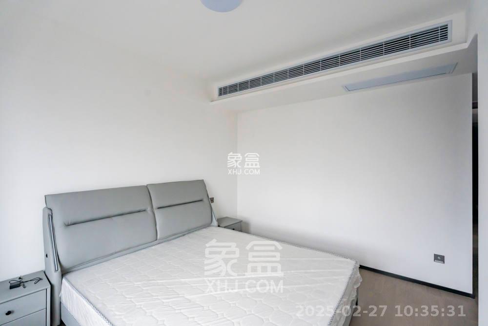 万科半岛国际  3室2厅2卫   3480.00元/月室内图