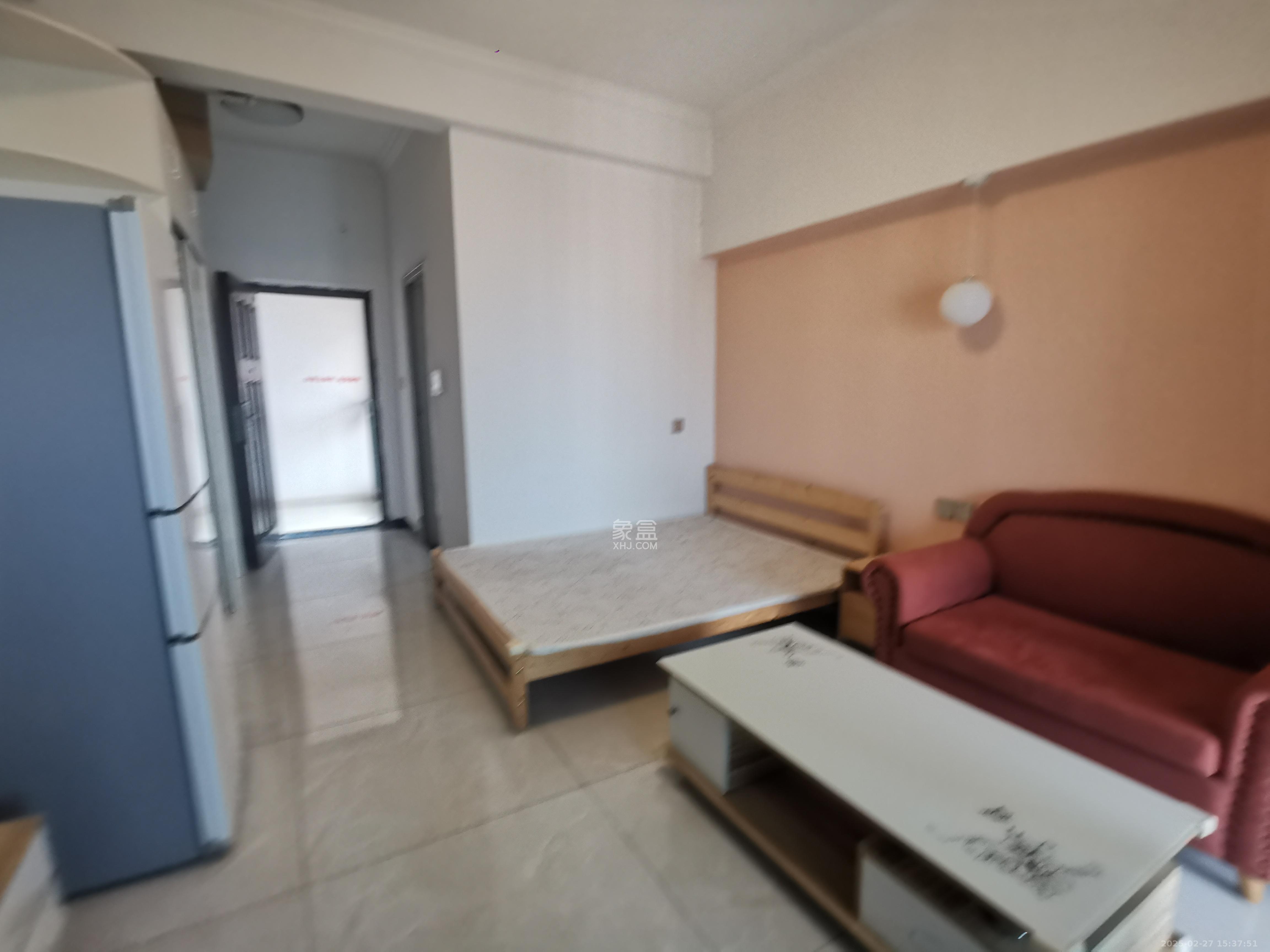 明发国际城 1室1厅1卫 1300.0元/月 明发国际城 1室1厅1卫 1300.0元/月室内图