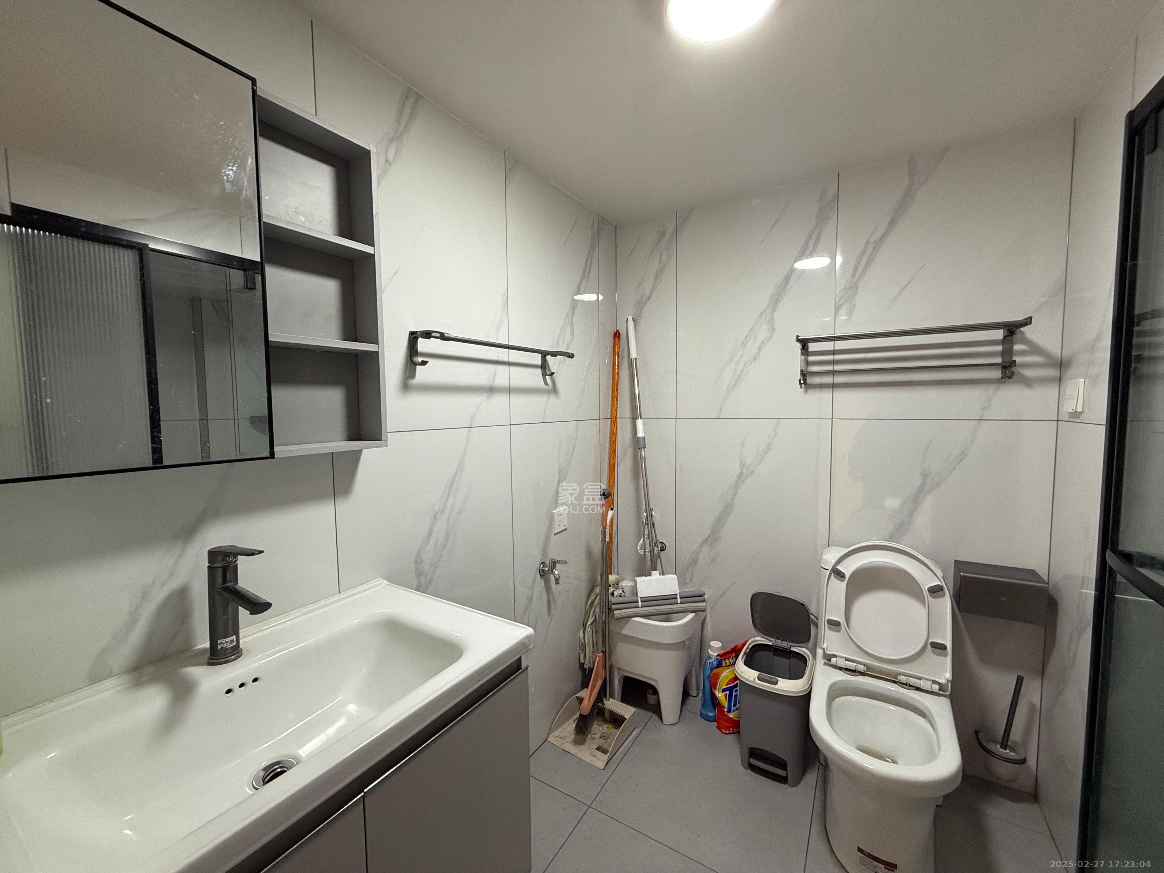 复地滨江金融中心 3室1厅1卫 3000.0元/月 复地滨江金融中心 3室1厅1卫 3000.0元/月室内图